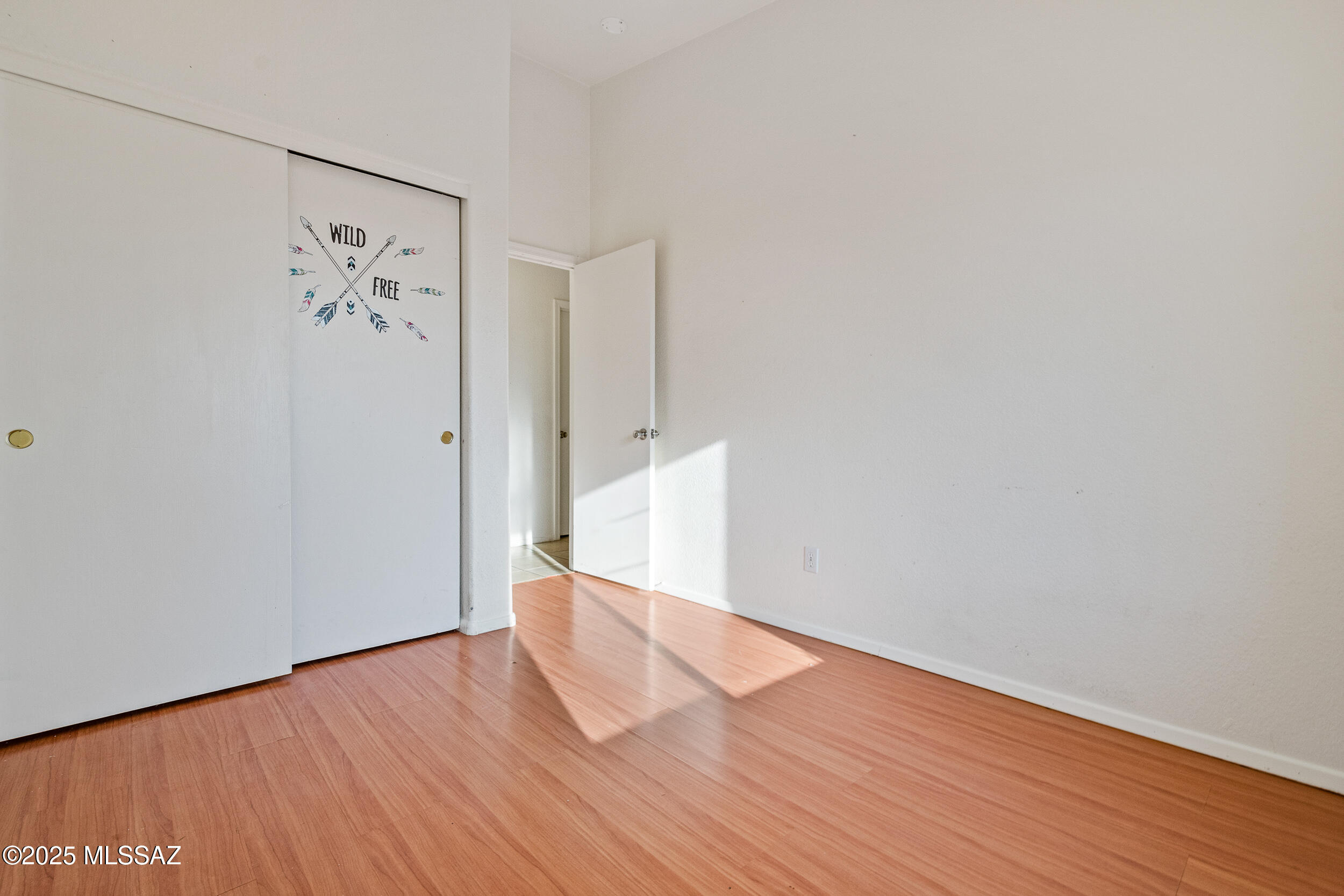Silver Moon (1-101) - Residential