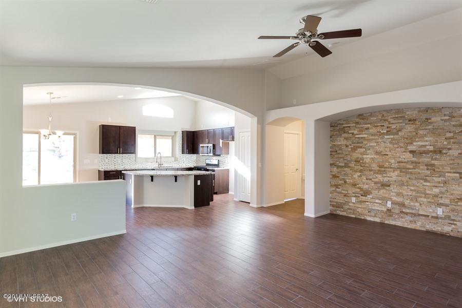 Colonia De Los Alamos - Desert Creek - Residential