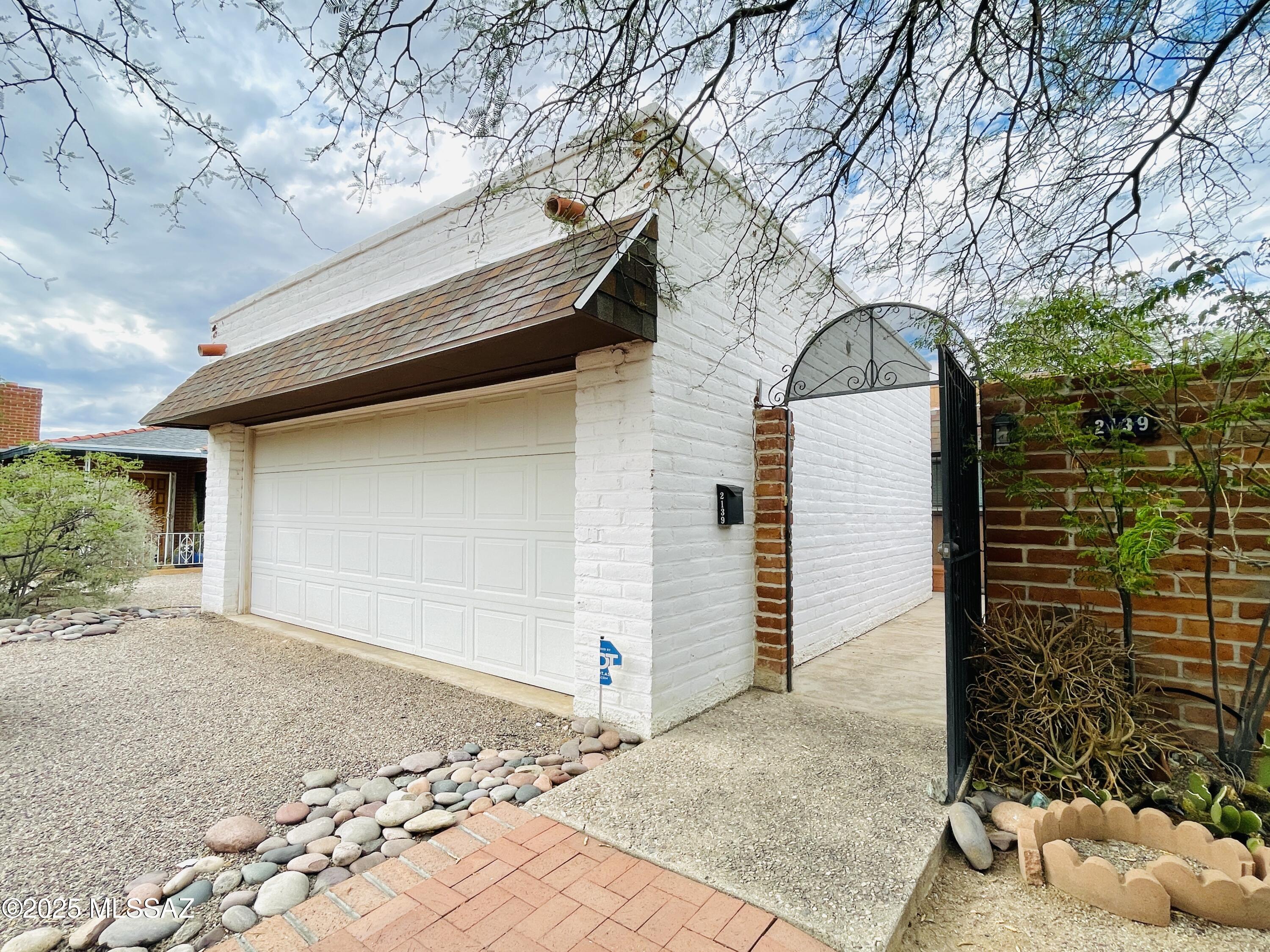 American Villa Resub - Residential Lease