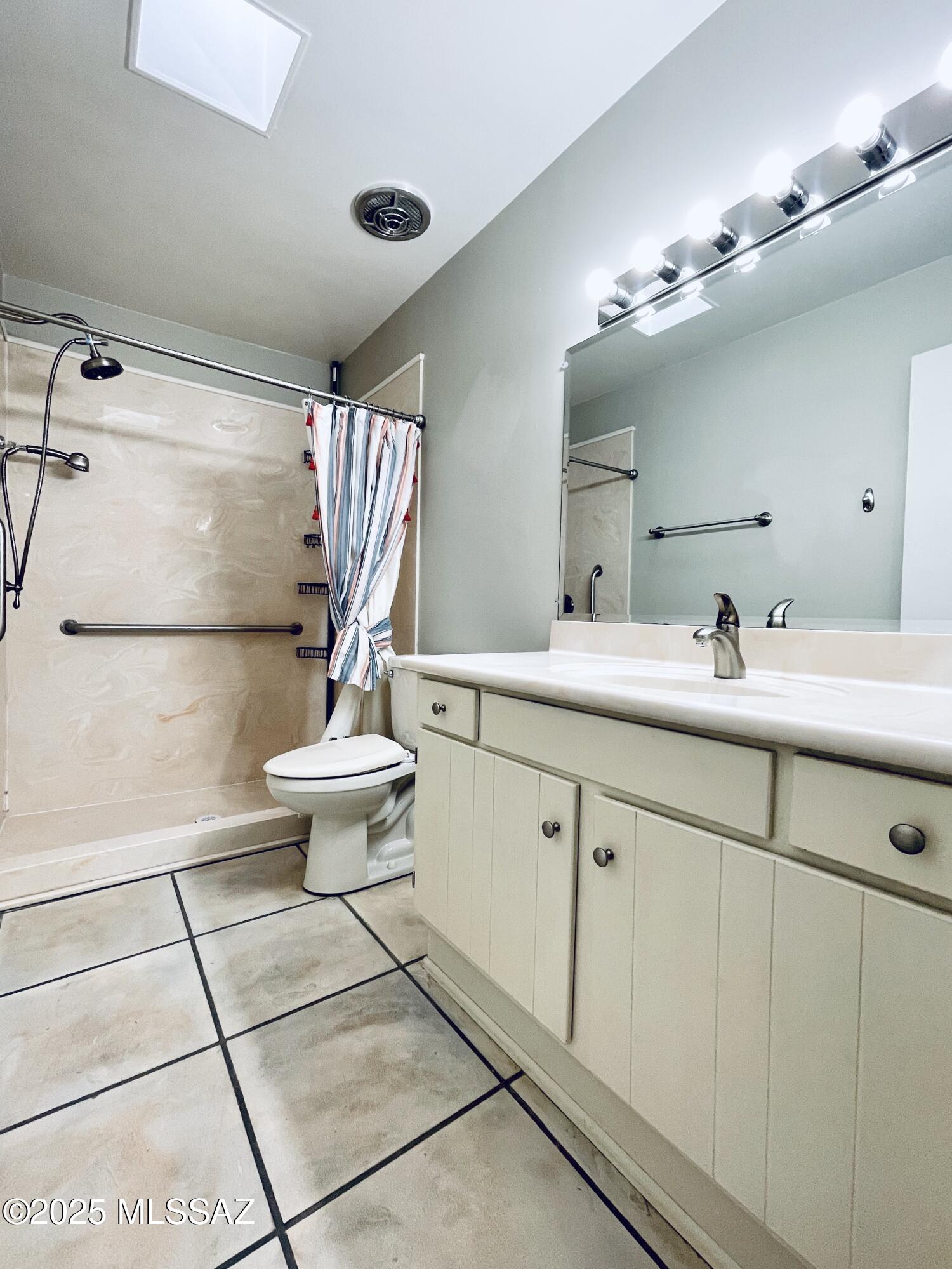 American Villa Resub - Residential Lease