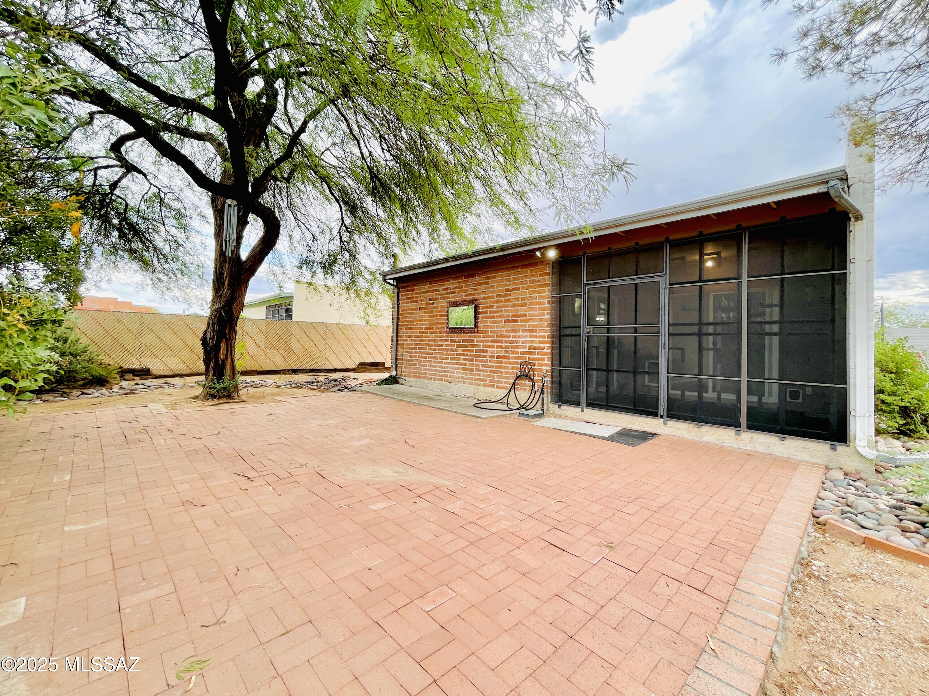 American Villa Resub - Residential Lease