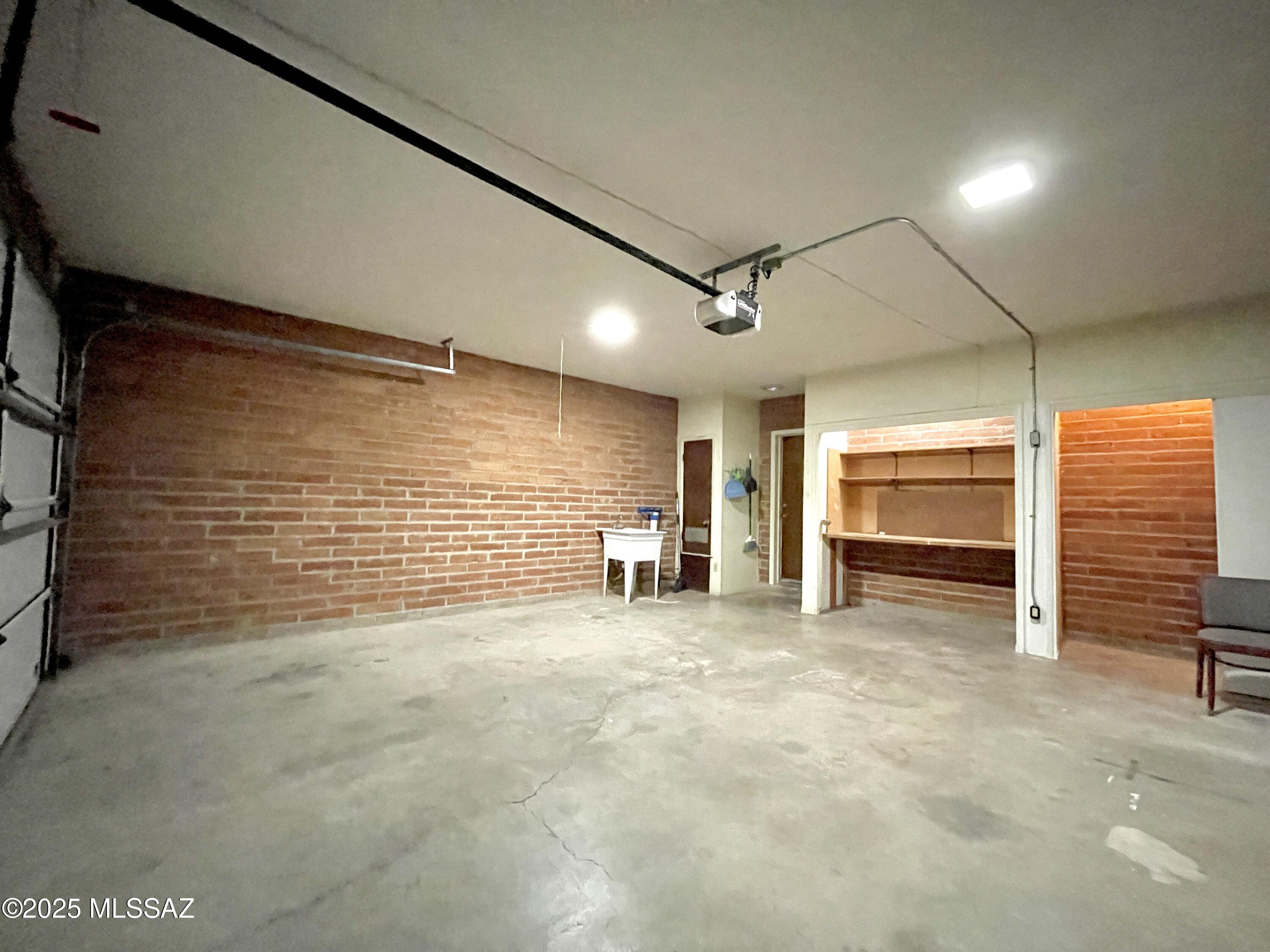 American Villa Resub - Residential Lease