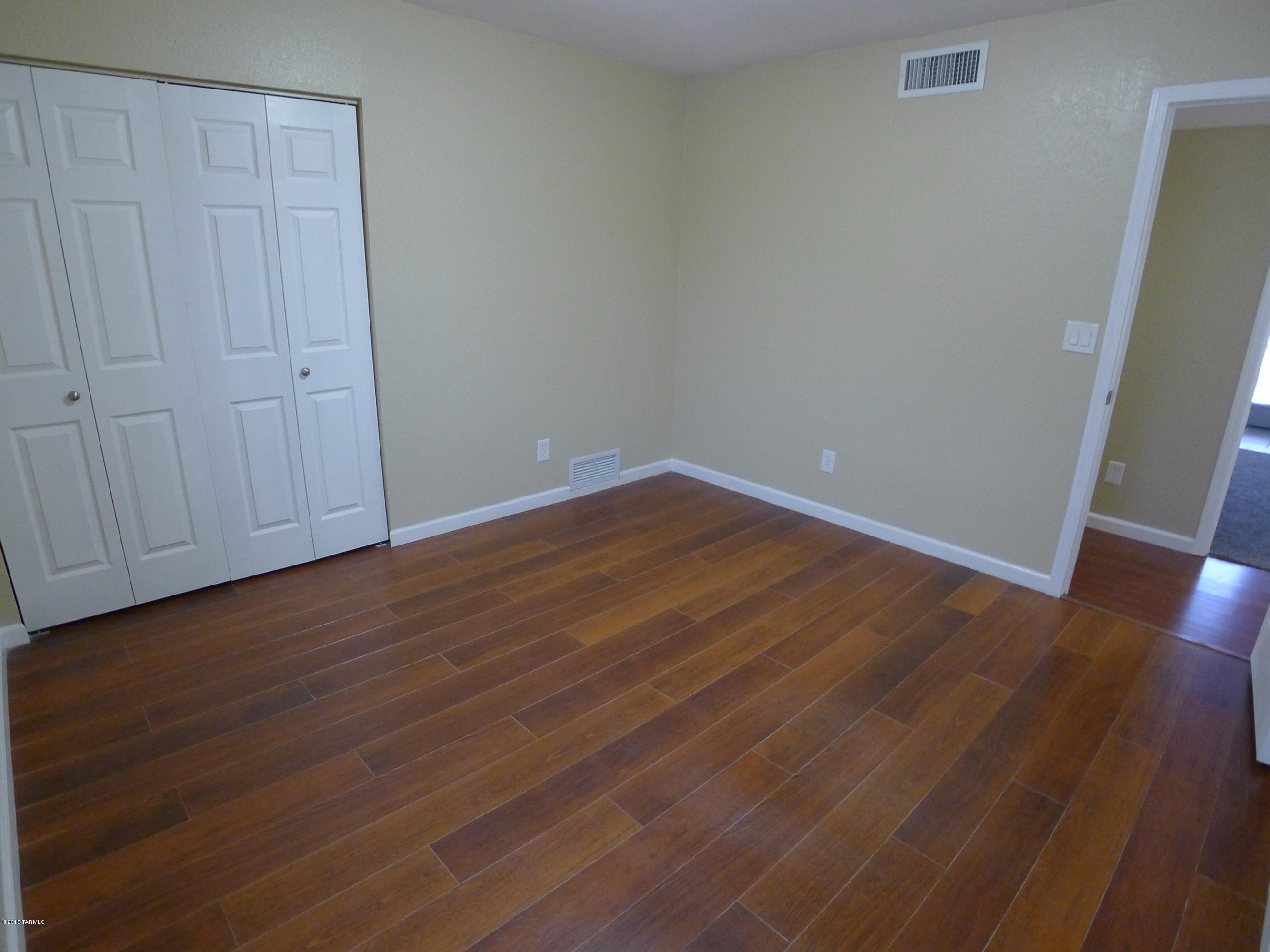 Houghton Acres (1-21) - Residential