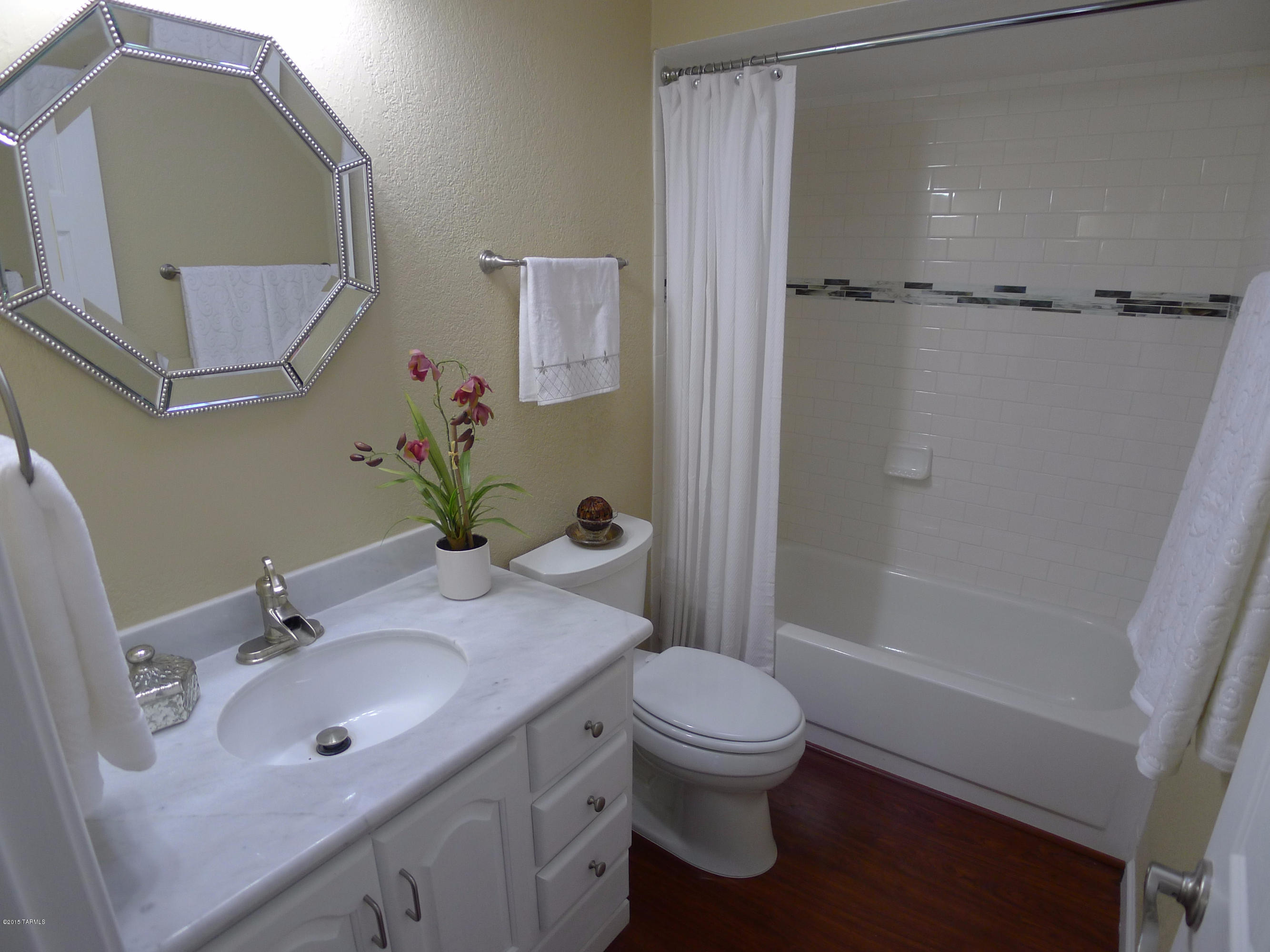 Houghton Acres (1-21) - Residential