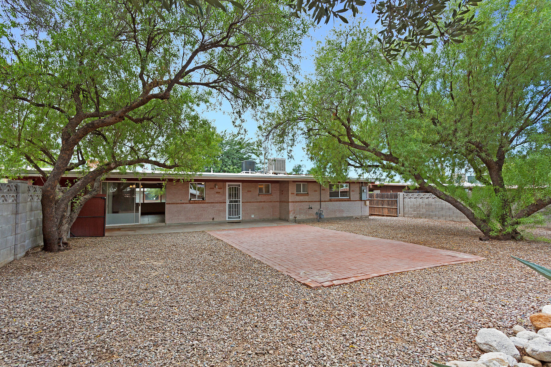 Carlos Terrace - Residential