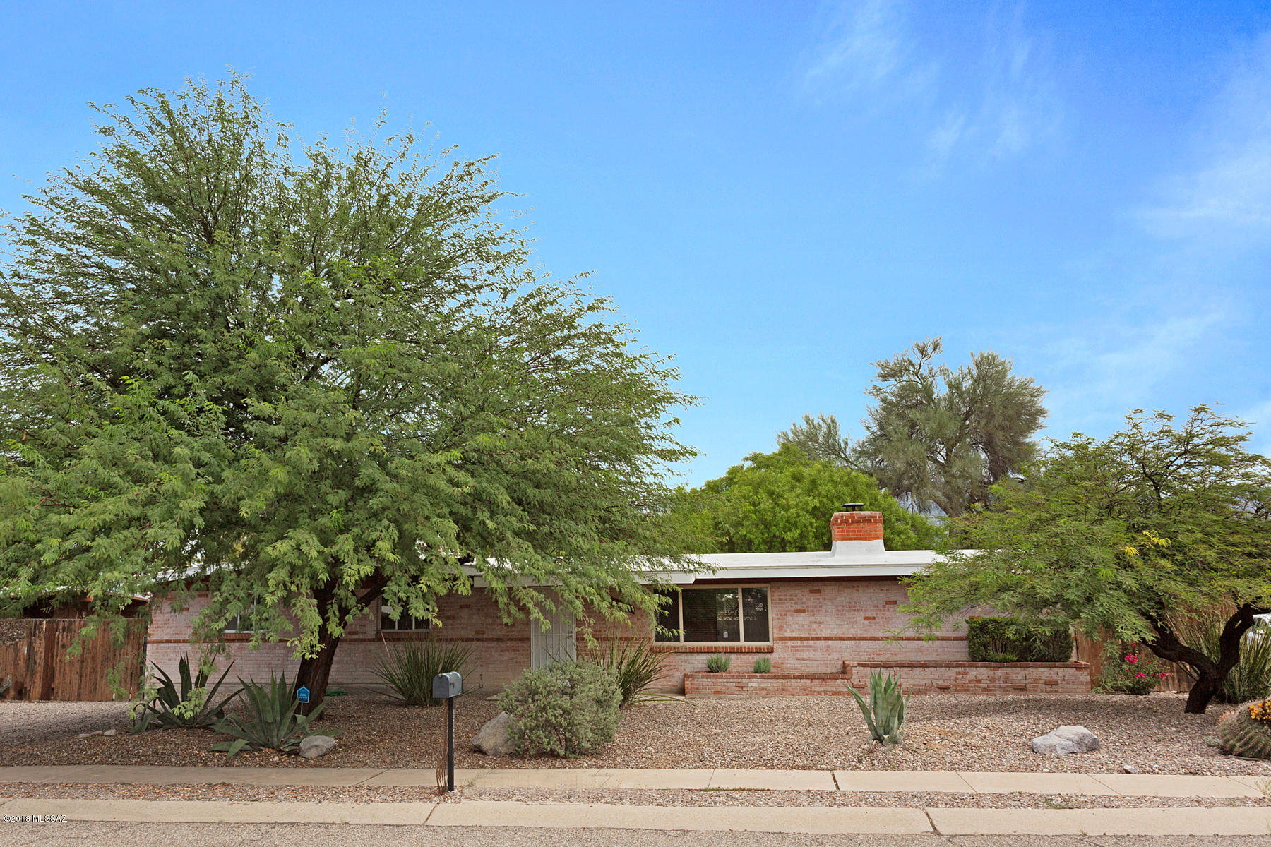 Carlos Terrace - Residential
