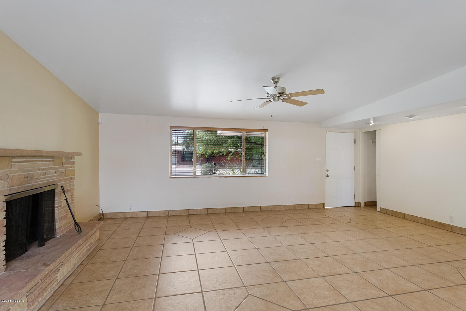 Carlos Terrace - Residential
