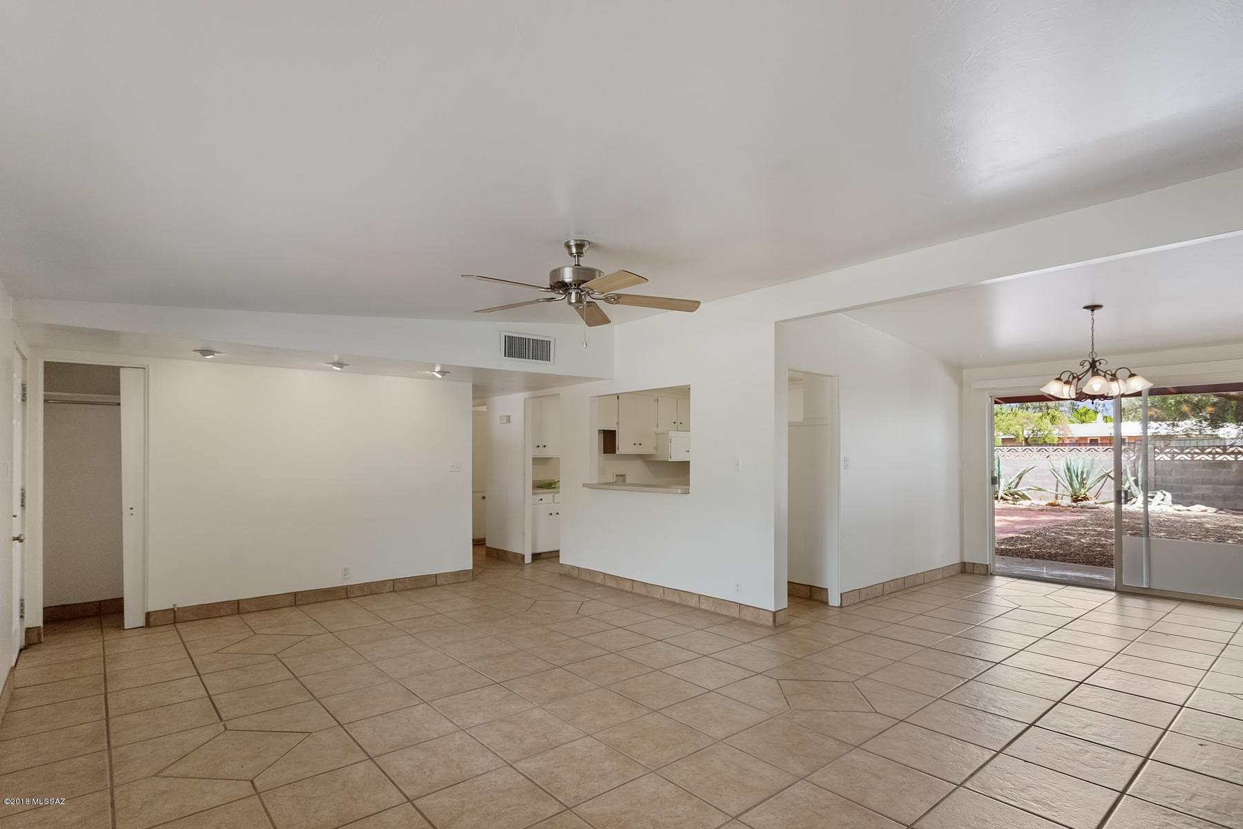 Carlos Terrace - Residential