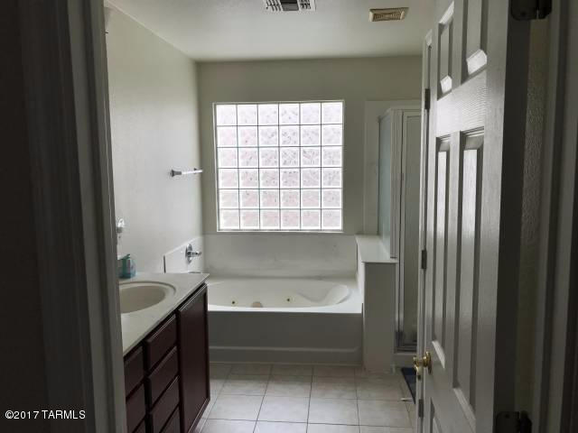 Riverhaven (1-373) - Residential Lease