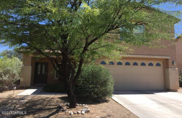 Charming 3 bedroom, 2 1/2 bath home, well cared for & open flowing floor plan.  All appliances included, side by side refrigerator & gas stove.  Large open space at top of stairs could be office etc.  Covered patio with extended brick pavers and outside beehive fireplace, very cute backyard.  Situated close to River walk.