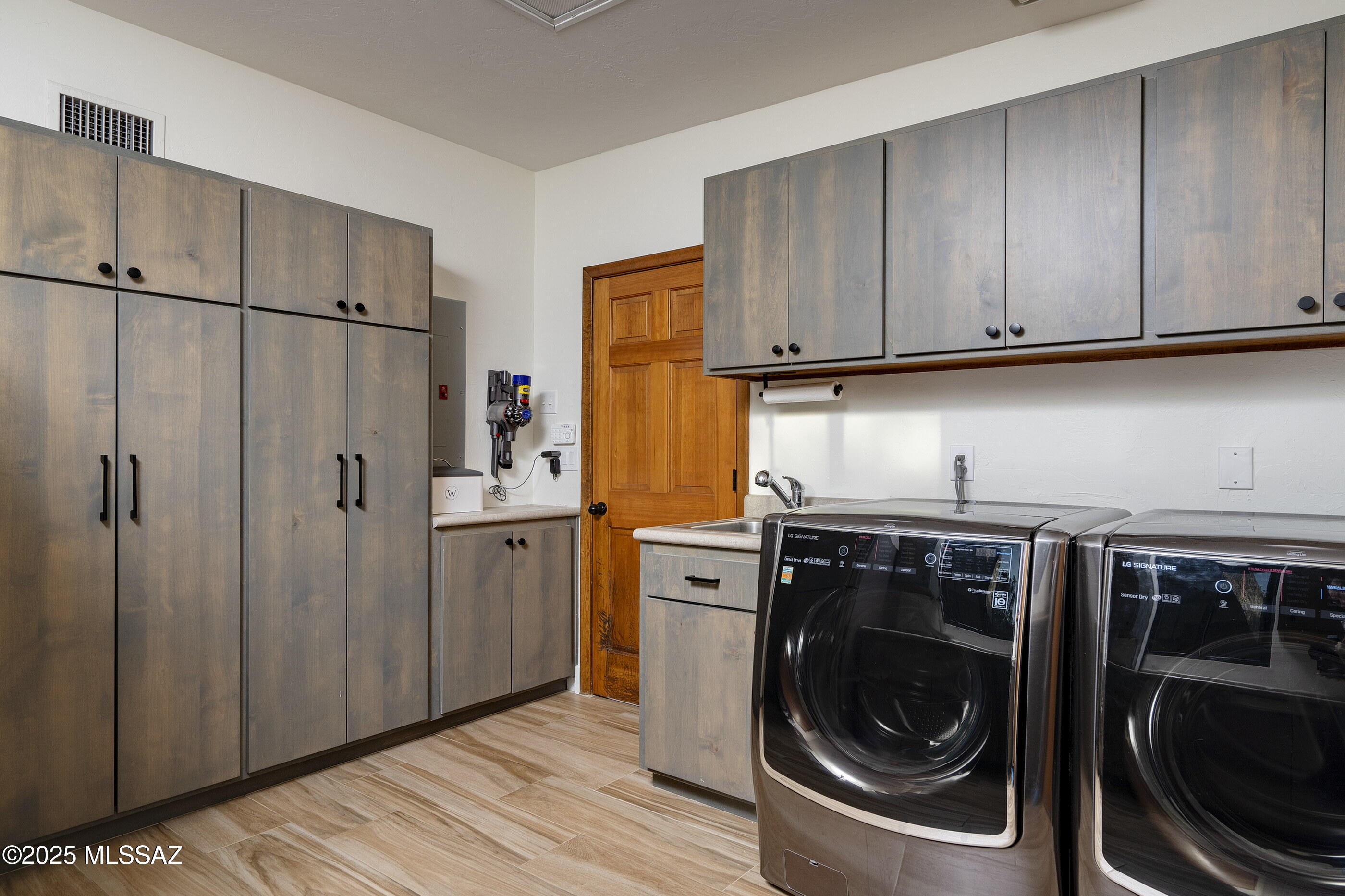 Sabino Vista Hills (159-224) - Residential