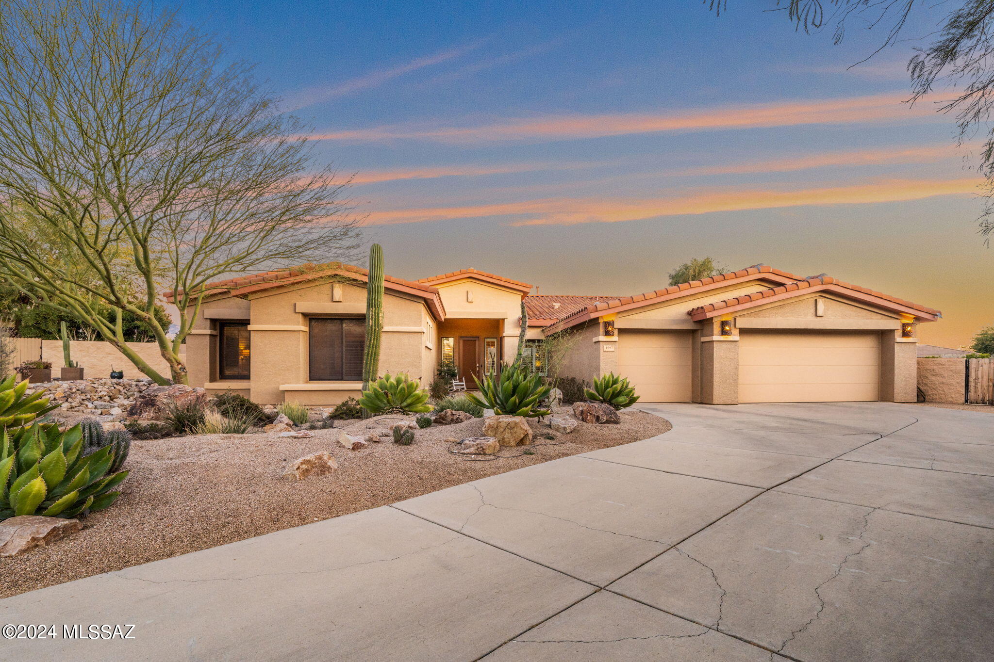 Mira Vista (1-60) - Residential
