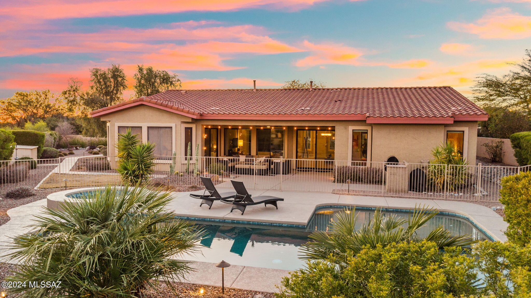 Mira Vista (1-60) - Residential