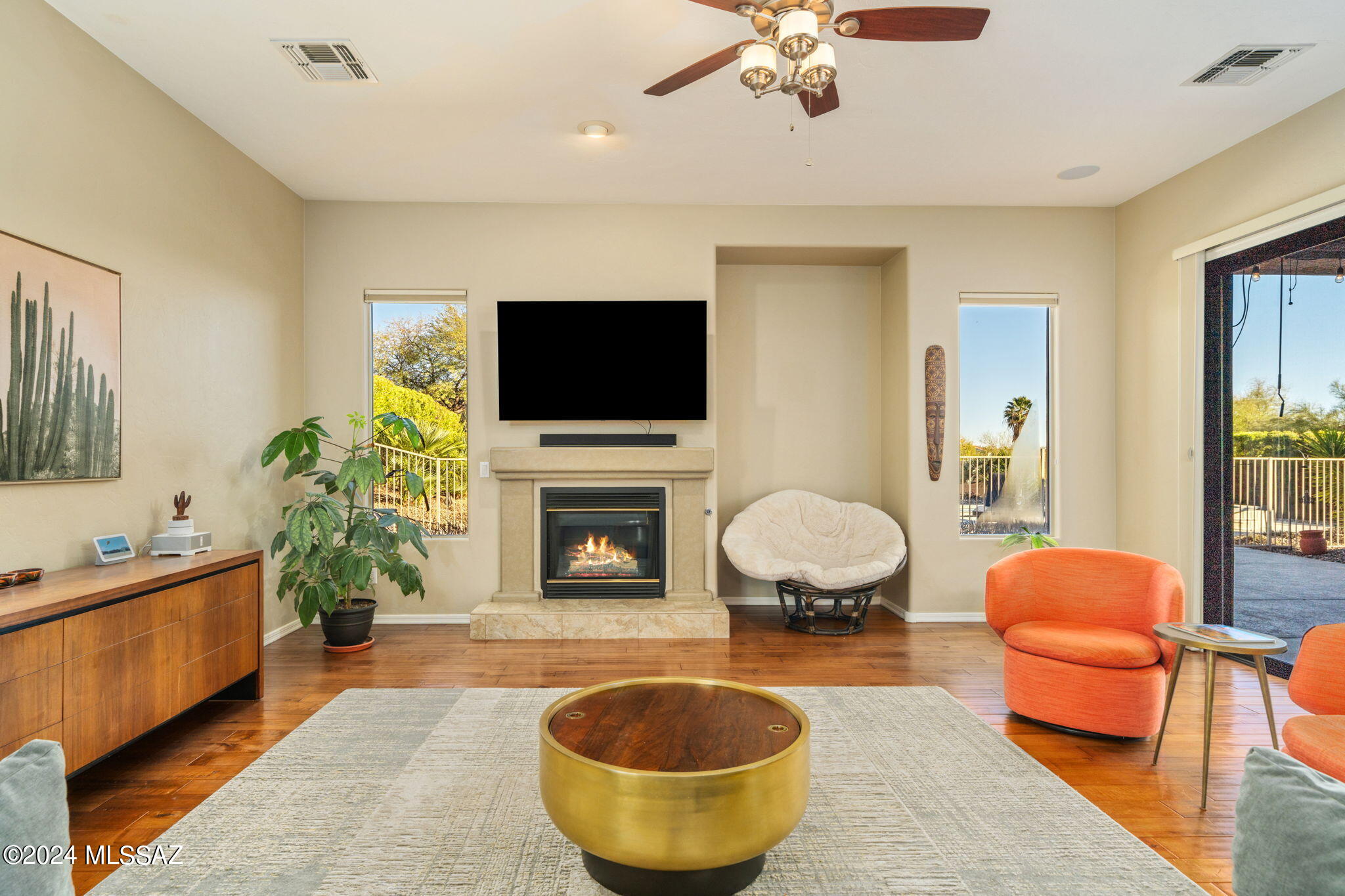 Mira Vista (1-60) - Residential