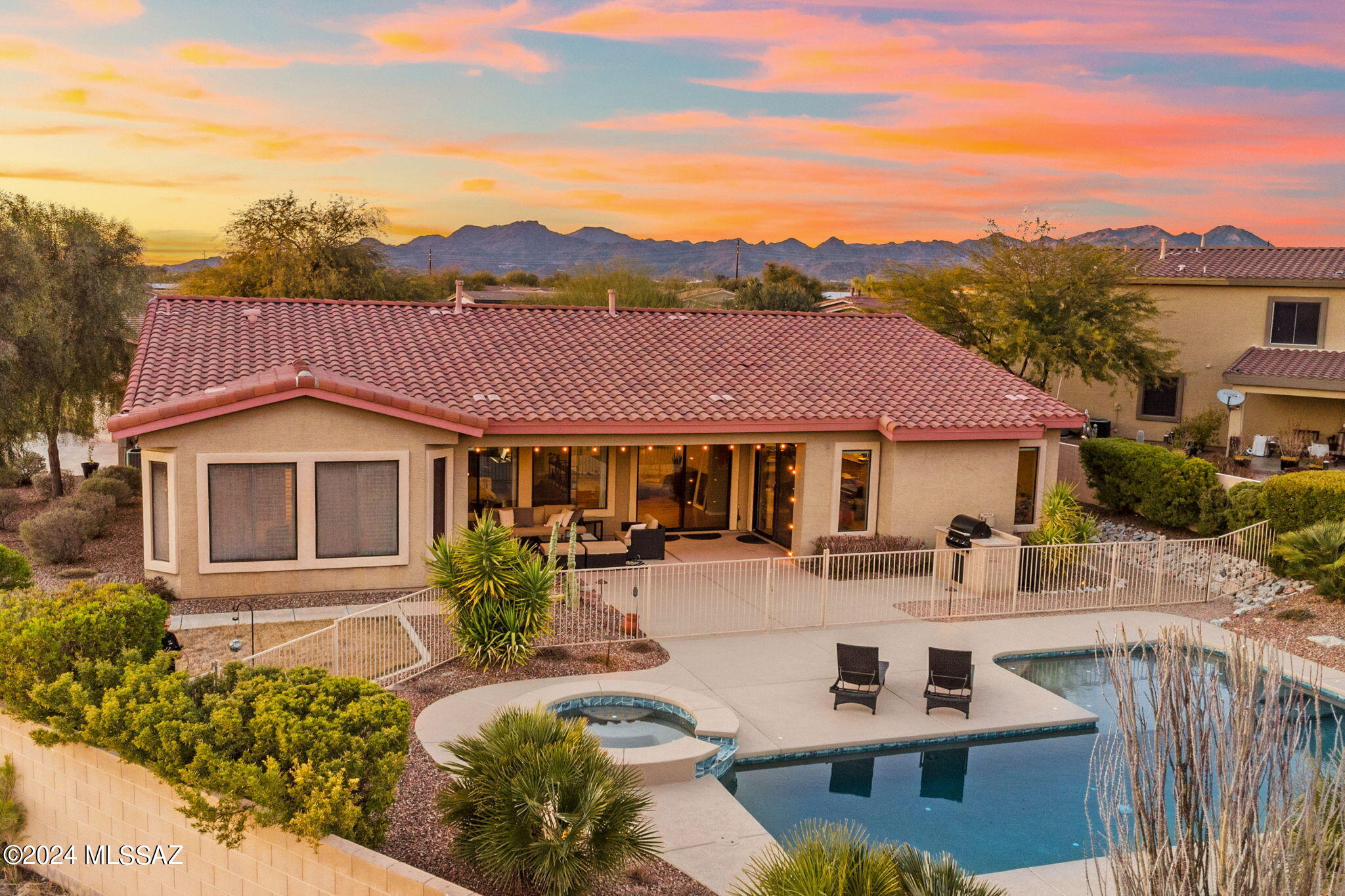 Mira Vista (1-60) - Residential