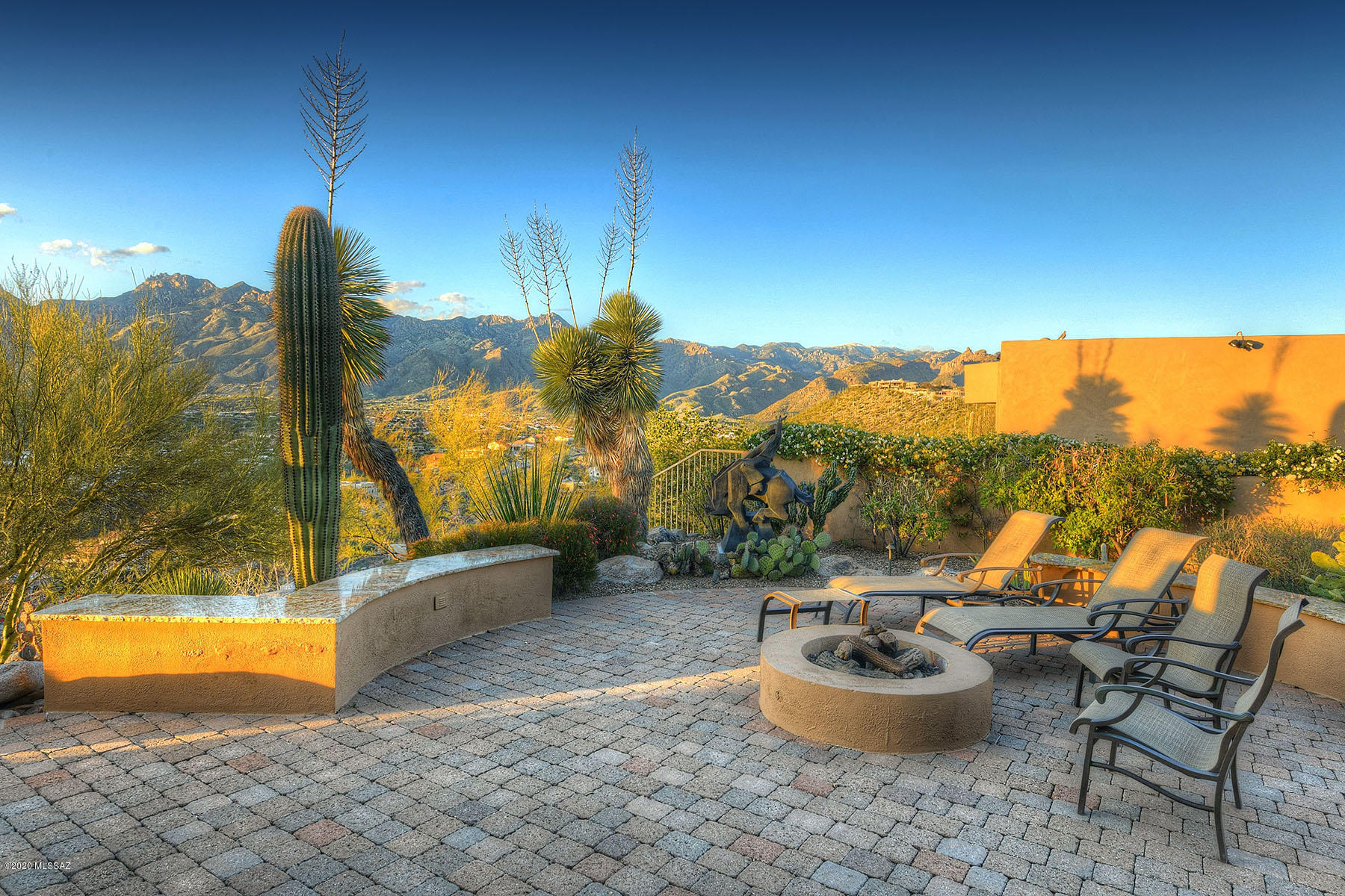 Sabino Mountain (1-290) - Residential