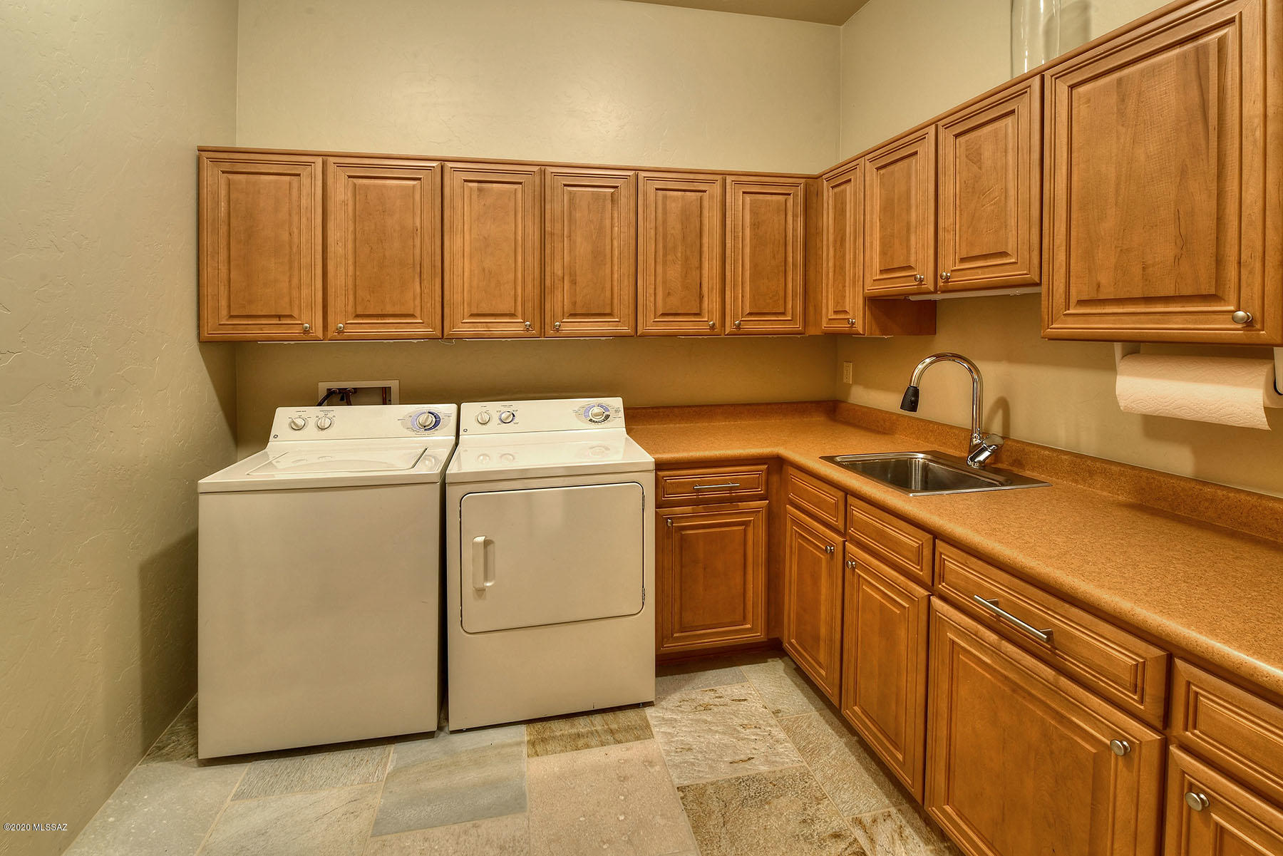 Sabino Mountain (1-290) - Residential