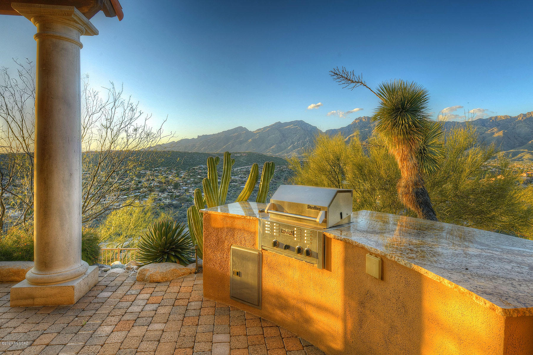 Sabino Mountain (1-290) - Residential