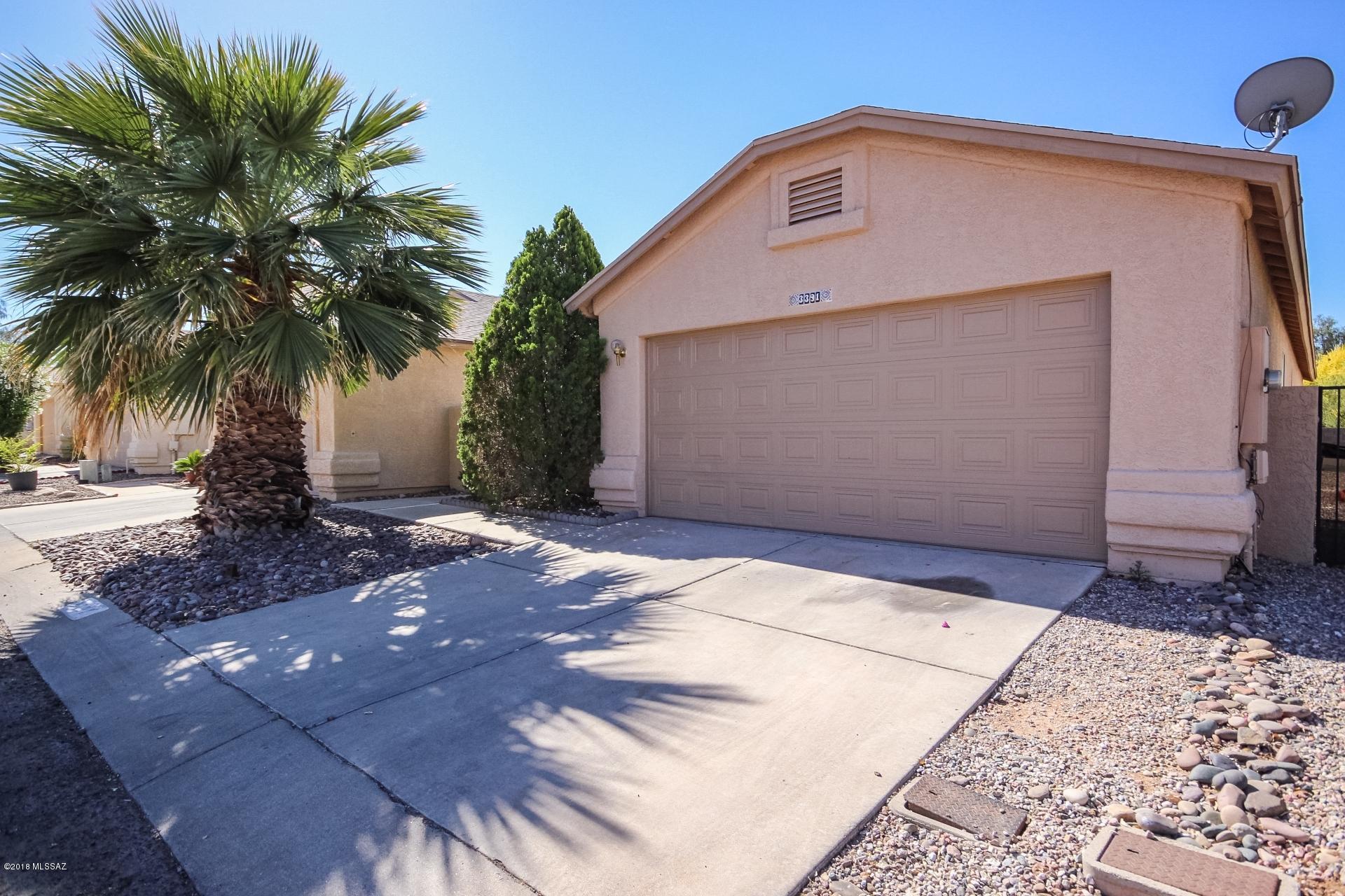 Private gated courtyard entry and move-in ready single level home! Neutral palette throughout, soaring ceilings, ceiling fans, window blinds, plant shelves, and lots of natural light. Spacious eat-in kitchen features beautiful laminate wood floor, black appliances, pantry, bay window, and gray cabinets. Create a feast with family and friends! Enjoy the backyard covered patio and low maintenance yard backing up to natural vegetation. Neighborhood park features community pool, spa, playground, and sports courts. Seller will provide $2000 flooring/home improvement credit to buyer with acceptable offer!