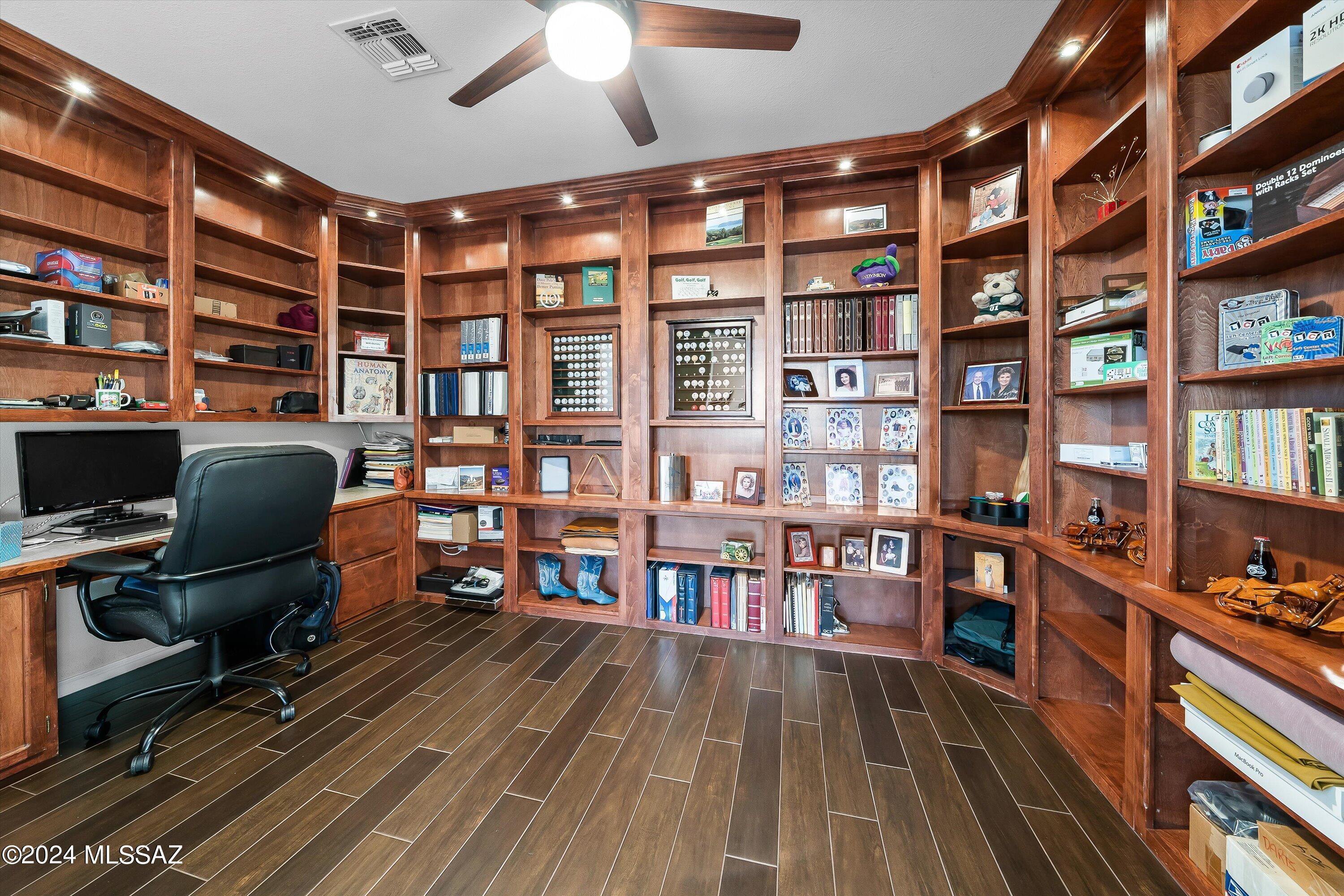 Saddlebrooke - Residential