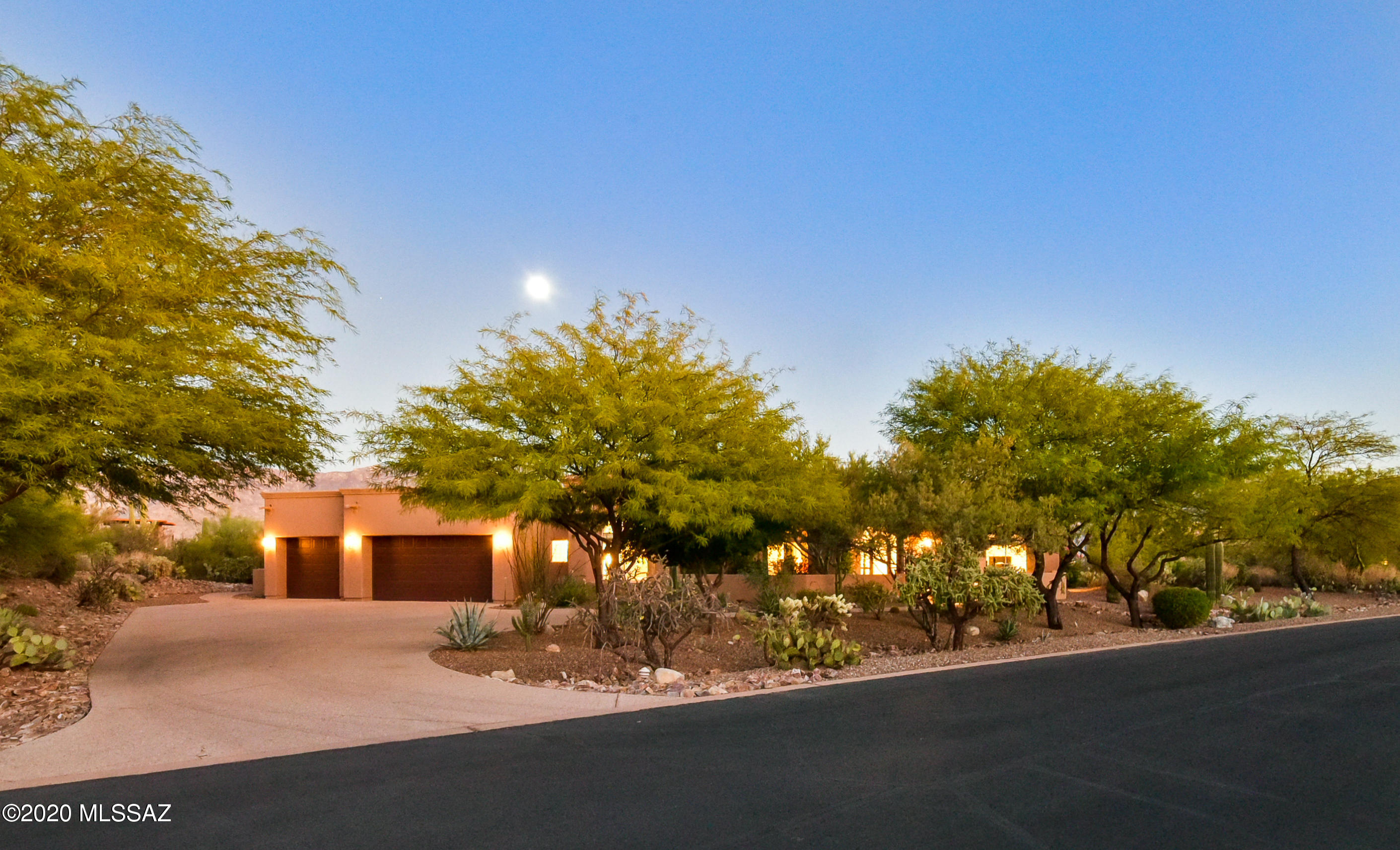 Honey Bee Canyon Estates - Residential