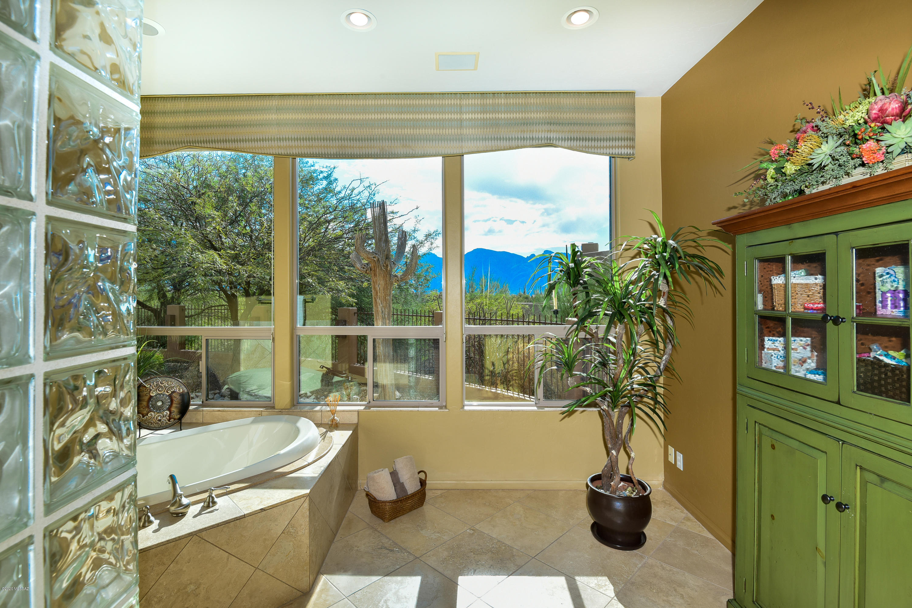 Honey Bee Canyon Estates - Residential