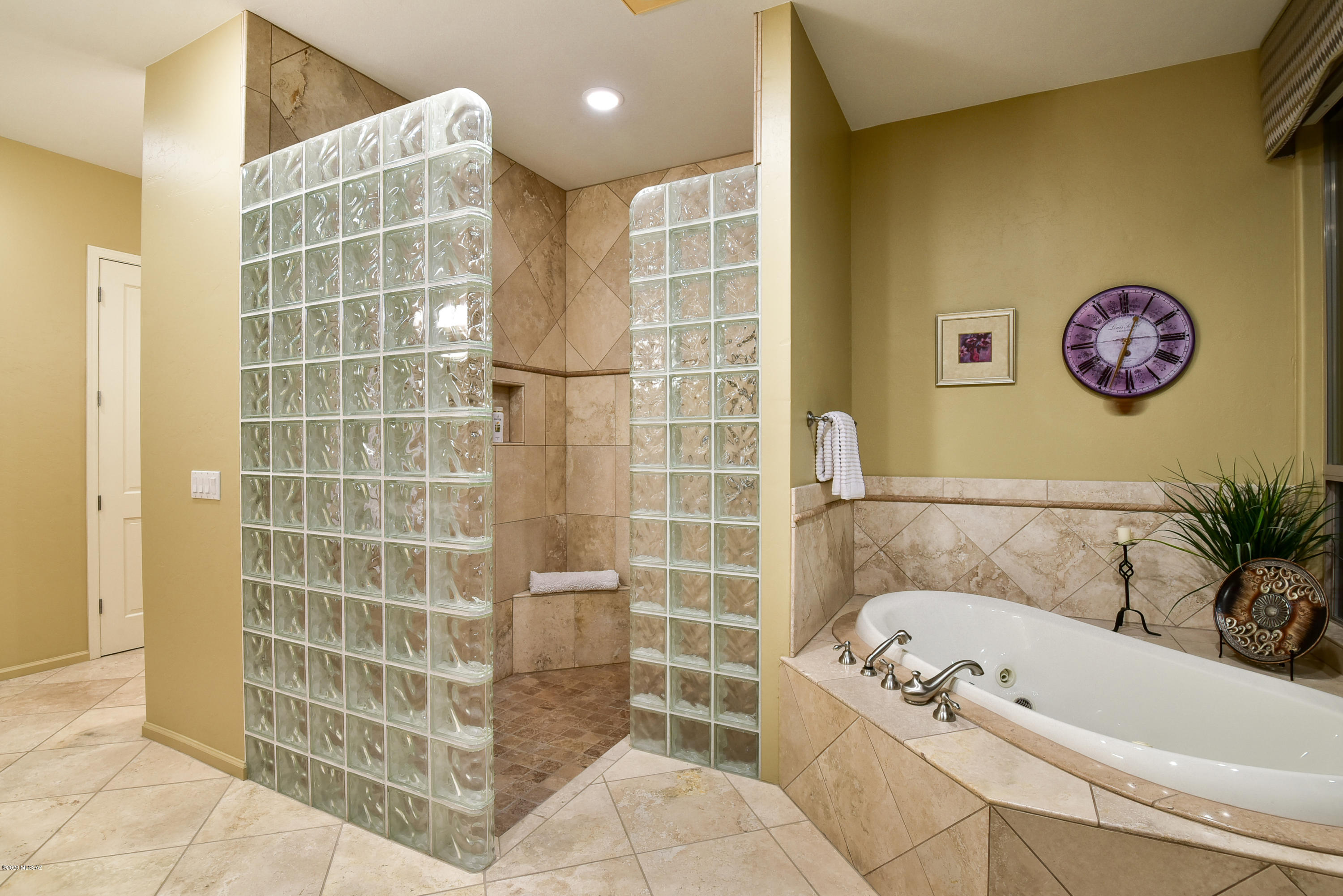 Honey Bee Canyon Estates - Residential