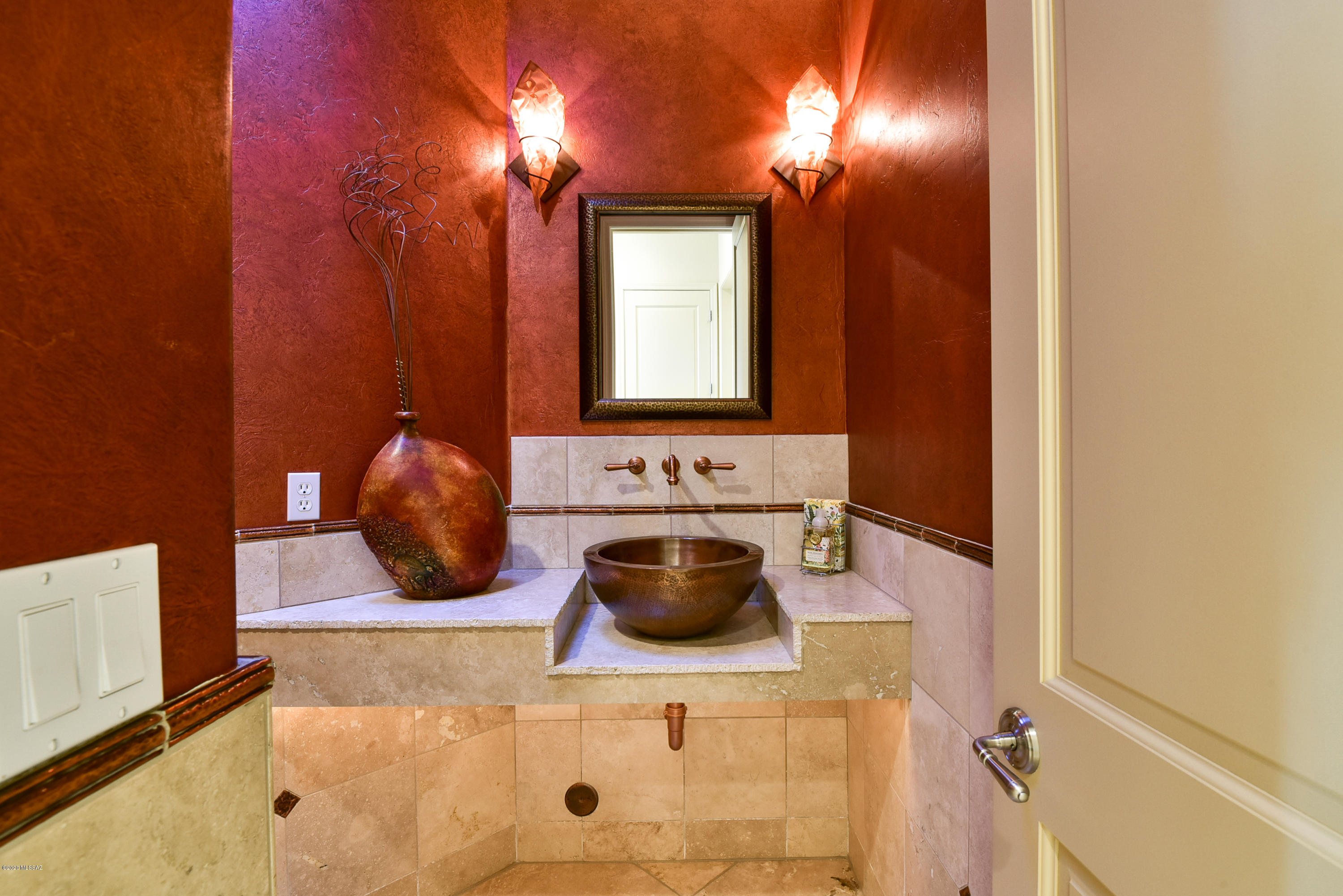 Honey Bee Canyon Estates - Residential