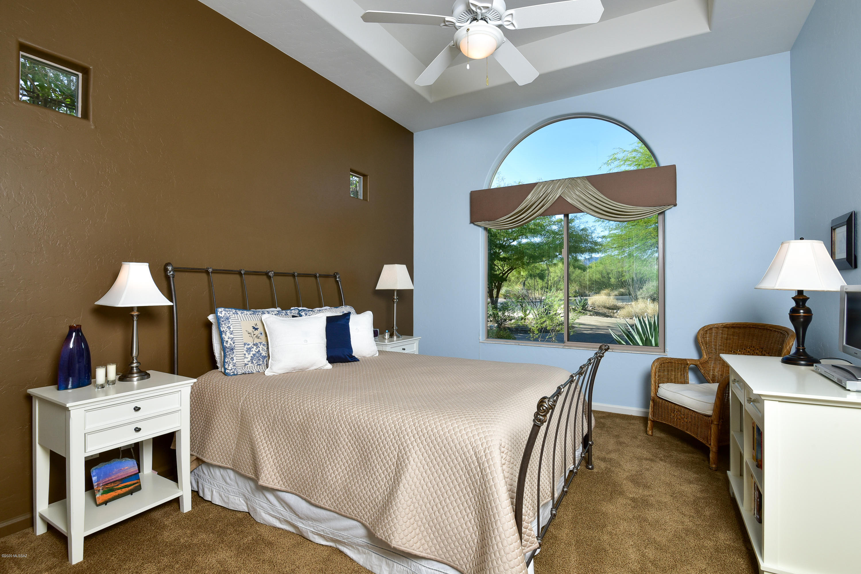 Honey Bee Canyon Estates - Residential