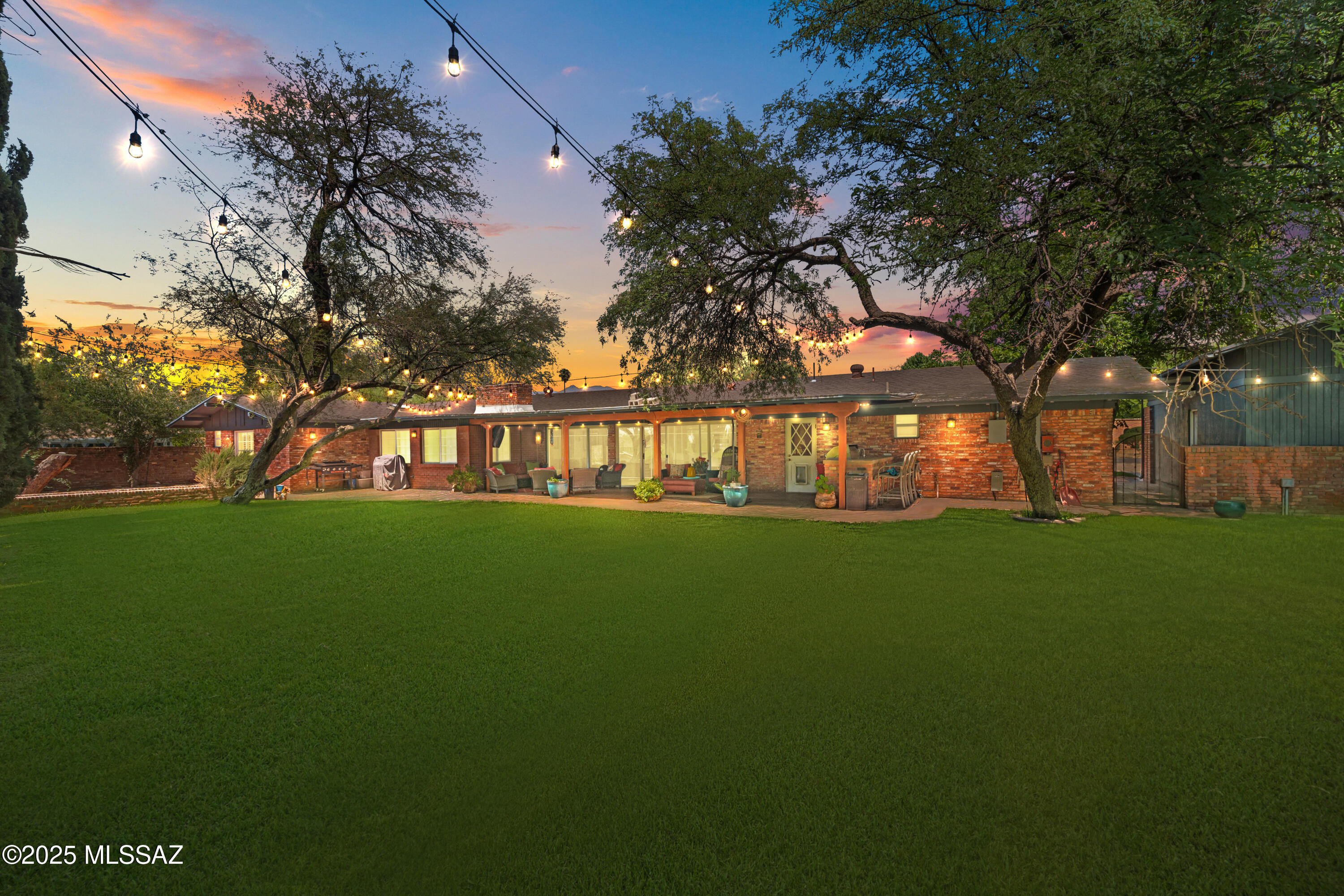Beautifully updated ½-acre ranch backing to the 13th green in the sought-after 49ers Country Club—a vibrant golf community with regular social events. Features include mesquite hardwood floors, plantation shutters, and a custom kitchen with cherry cabinets, slab granite, travertine tile, soft-close drawers, and stainless appliances including a 6-burner cooktop and warming drawer. Three living areas, three fireplaces, skylights, and updated baths. Primary suite with fireplace and office. Enjoy a large manicured backyard, fenced pool, full-length paver patio, and lush St. Augustine grass with irrigation.