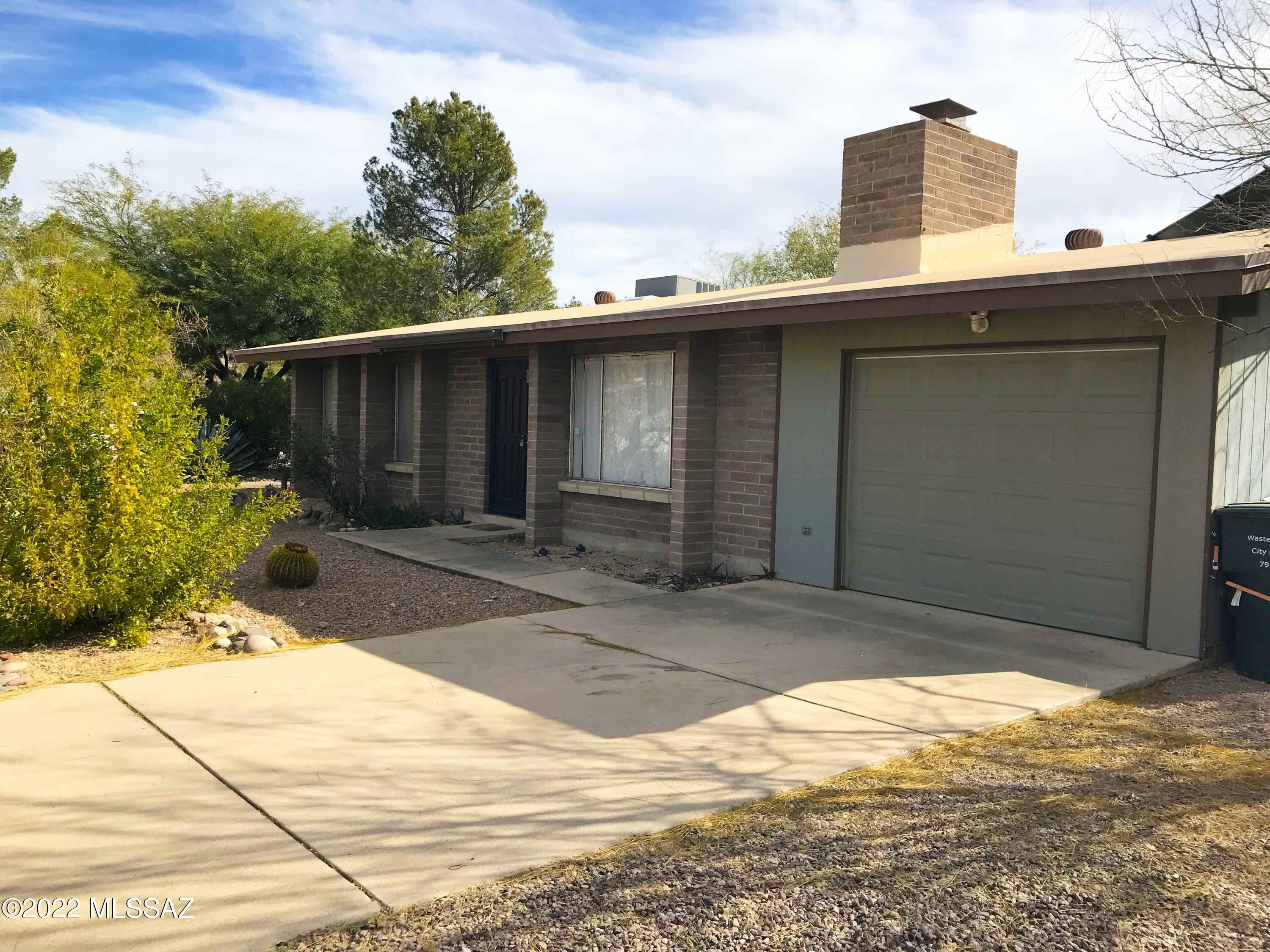 Tucson Park West NO. 3 (1-144) - Residential Lease