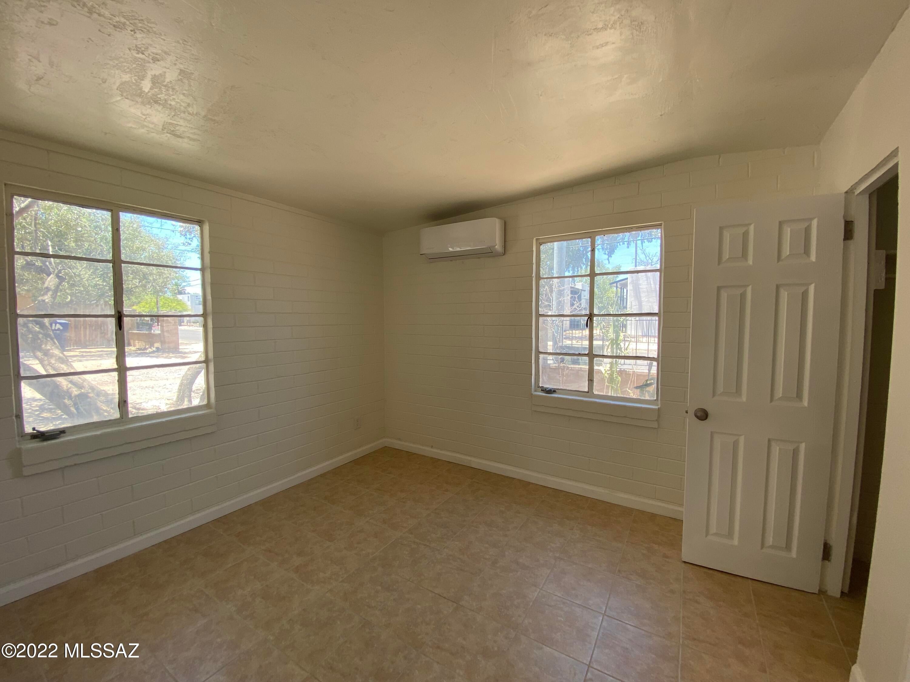 Coronado Heights - Residential Lease