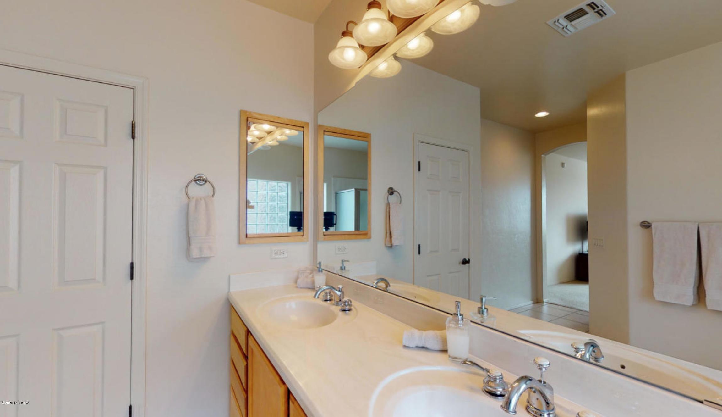 Paloma Ridge (1-54) - Residential Lease