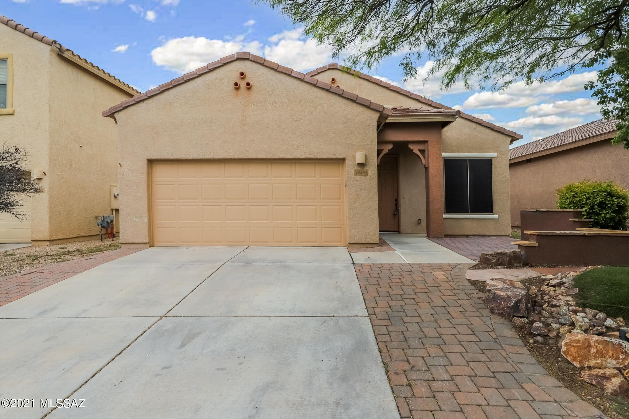 Rancho Del Lago (1-100) - Residential