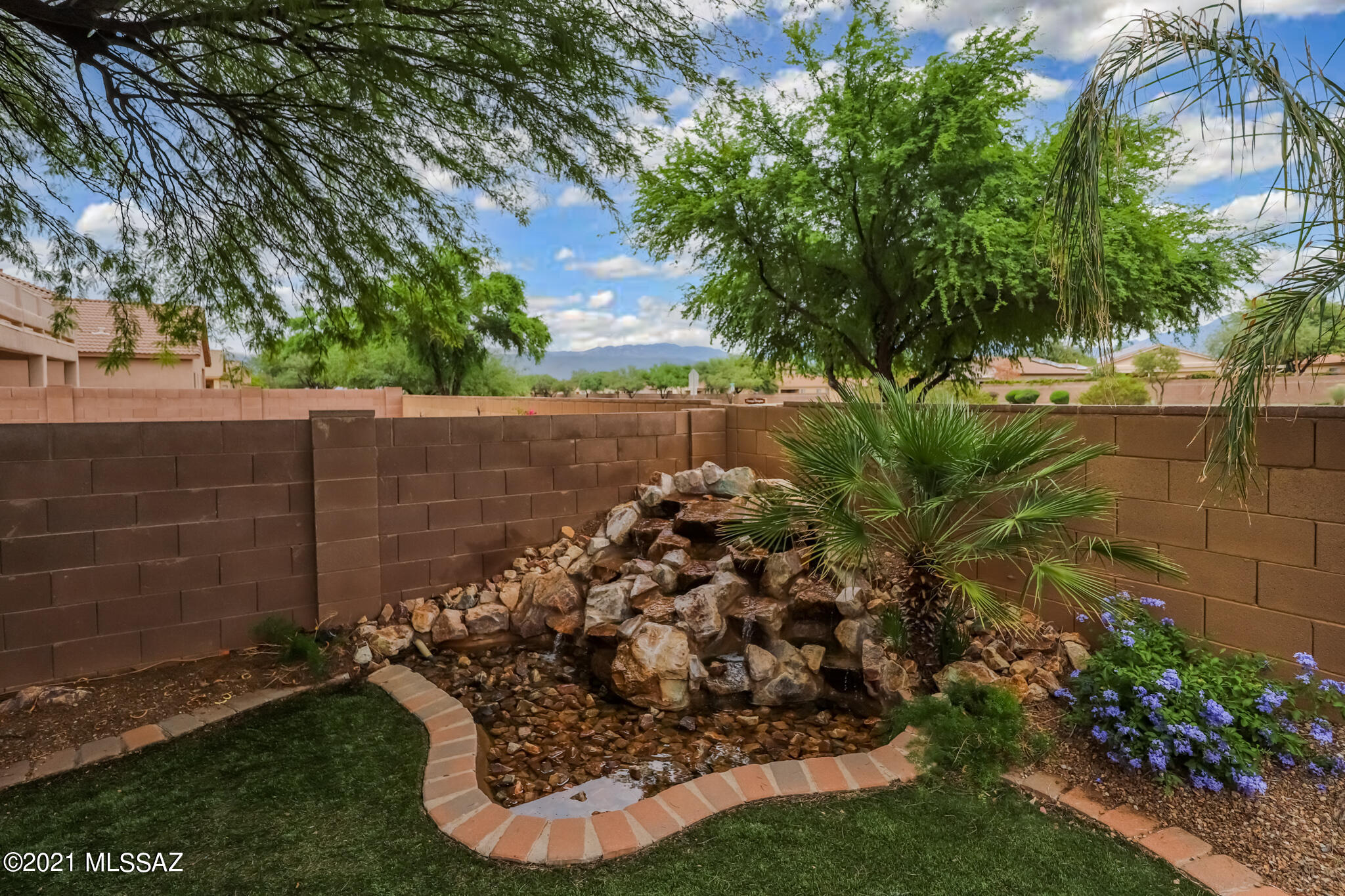 Rancho Del Lago (1-100) - Residential