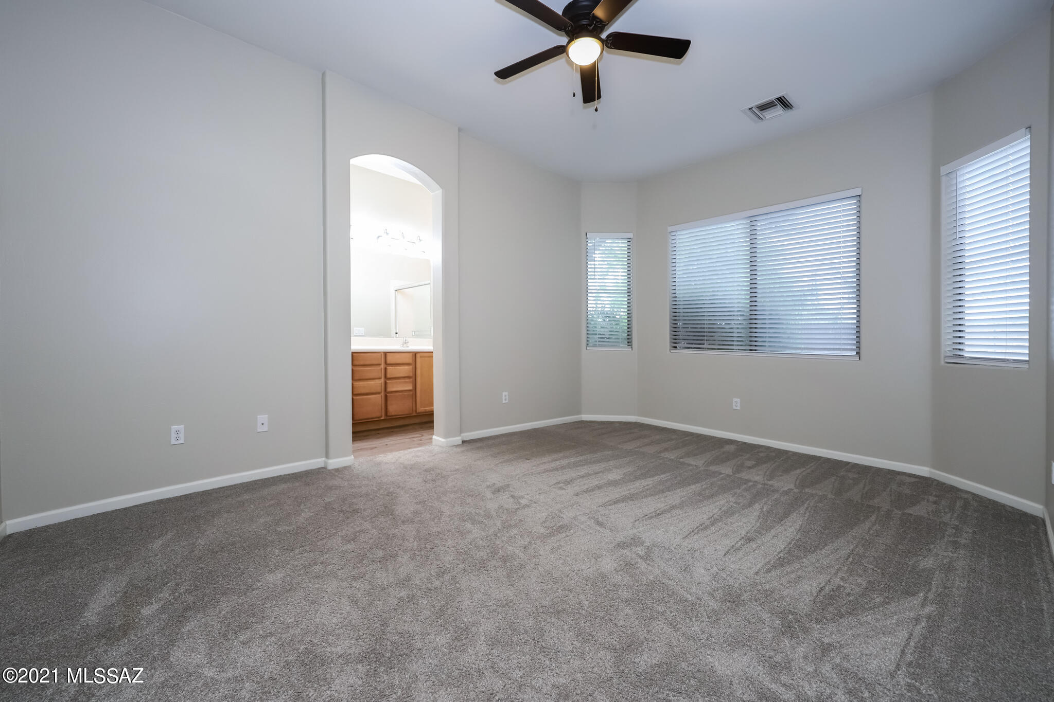 Rancho Del Lago (1-100) - Residential