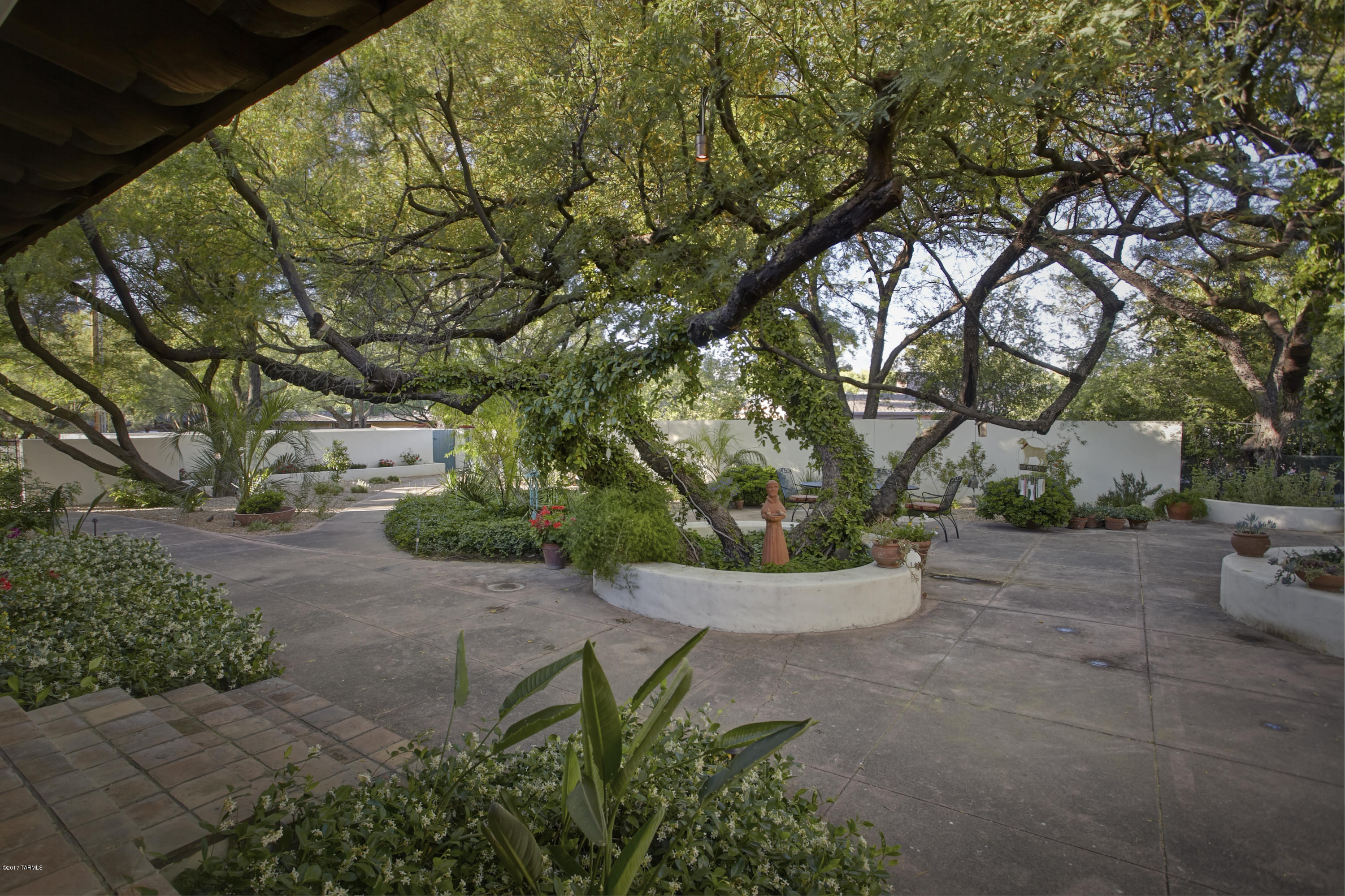Country Club Estates NO. 1 - Residential
