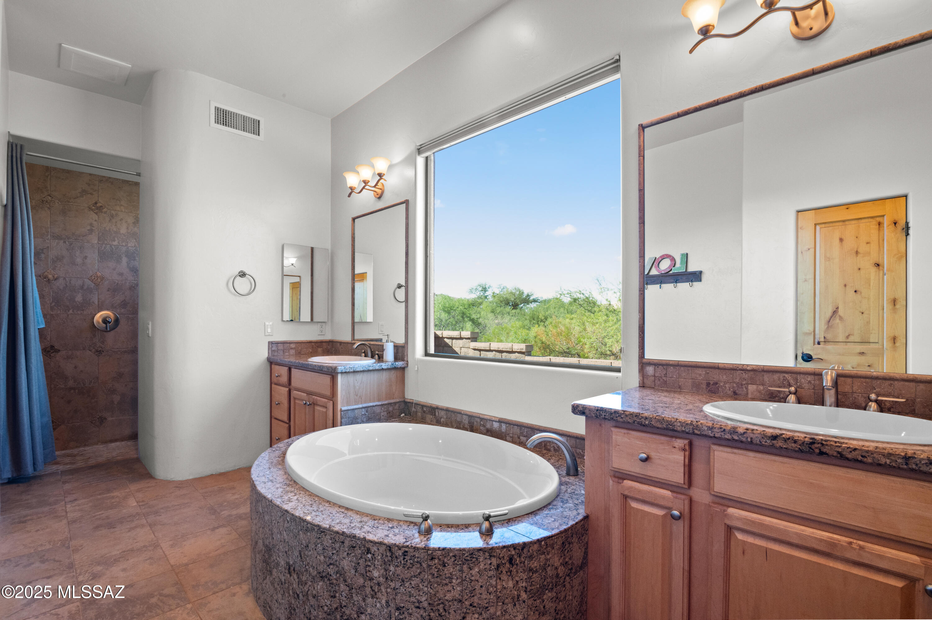 Coyote Creek (1-395) - Residential