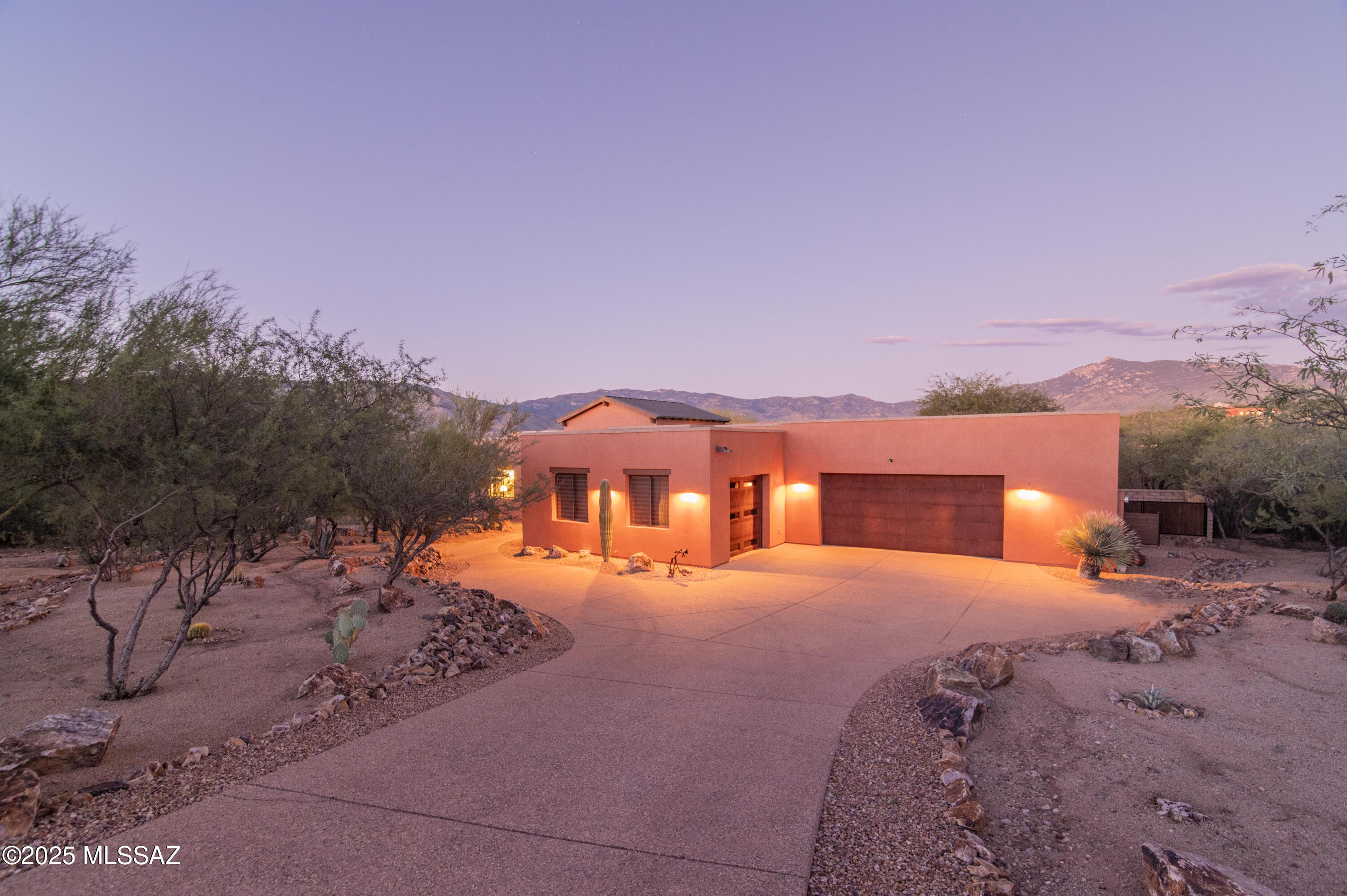 Coyote Creek (1-395) - Residential
