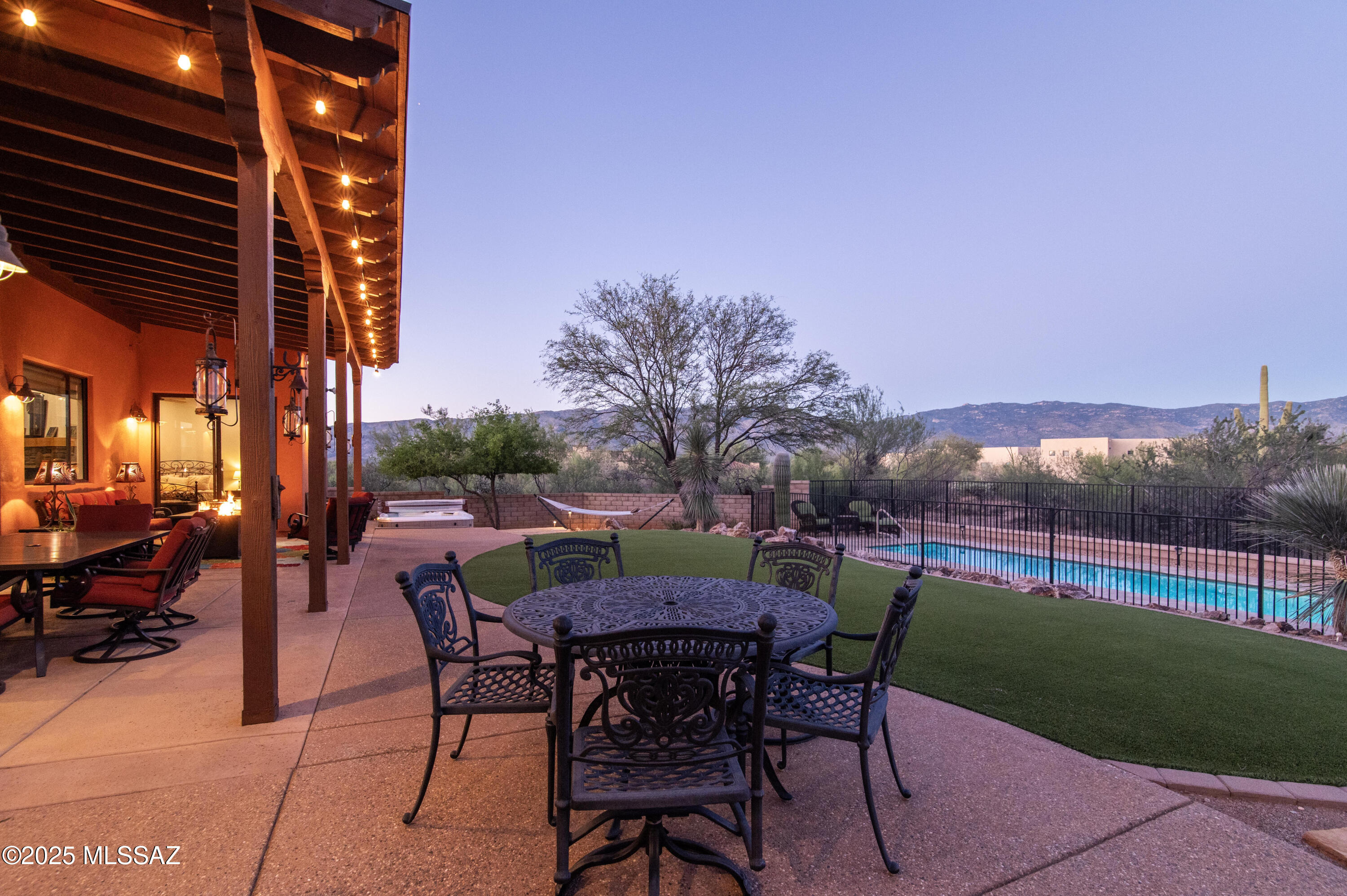 Coyote Creek (1-395) - Residential
