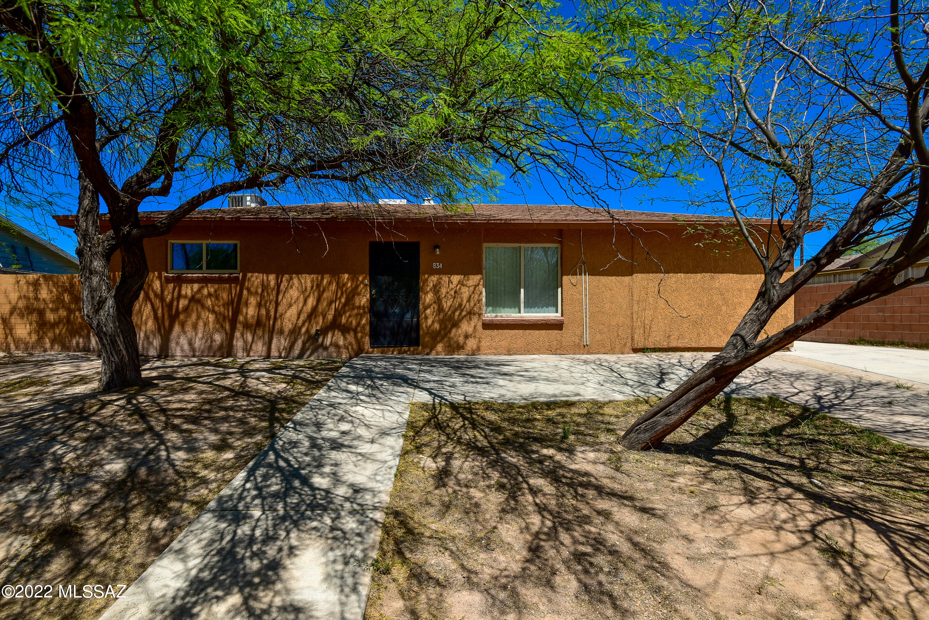 Mission Manor - Residential