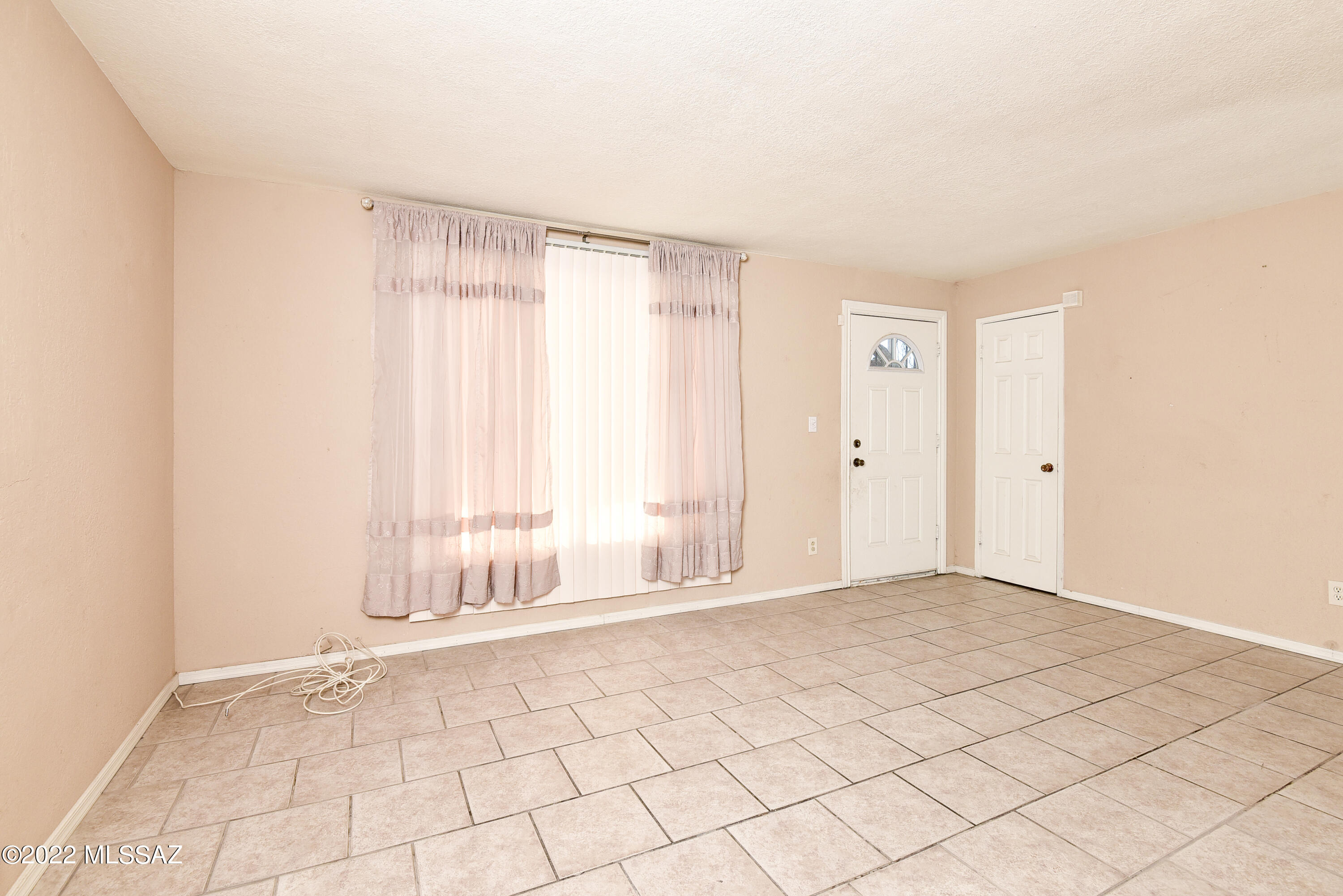 Mission Manor - Residential