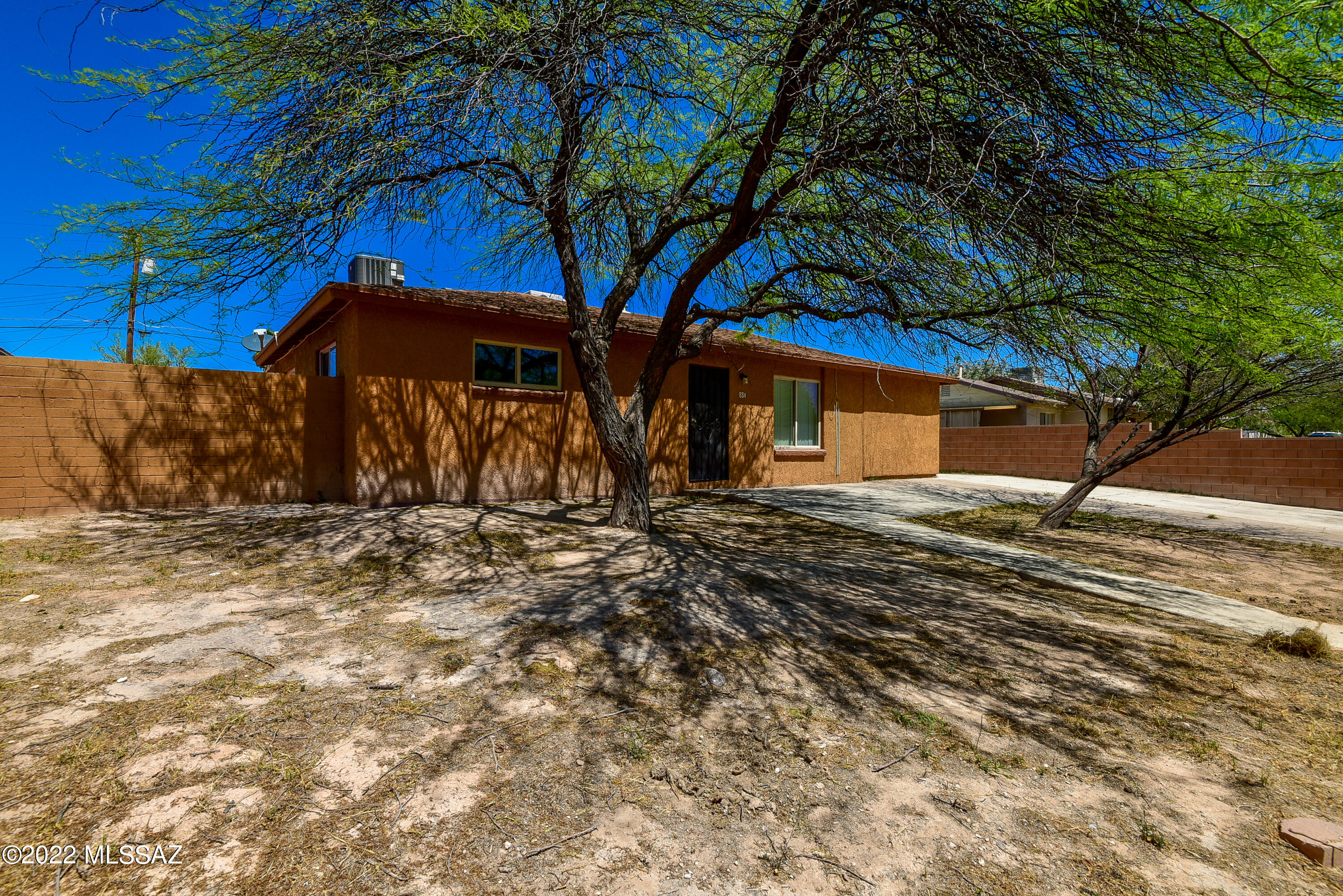 Mission Manor - Residential