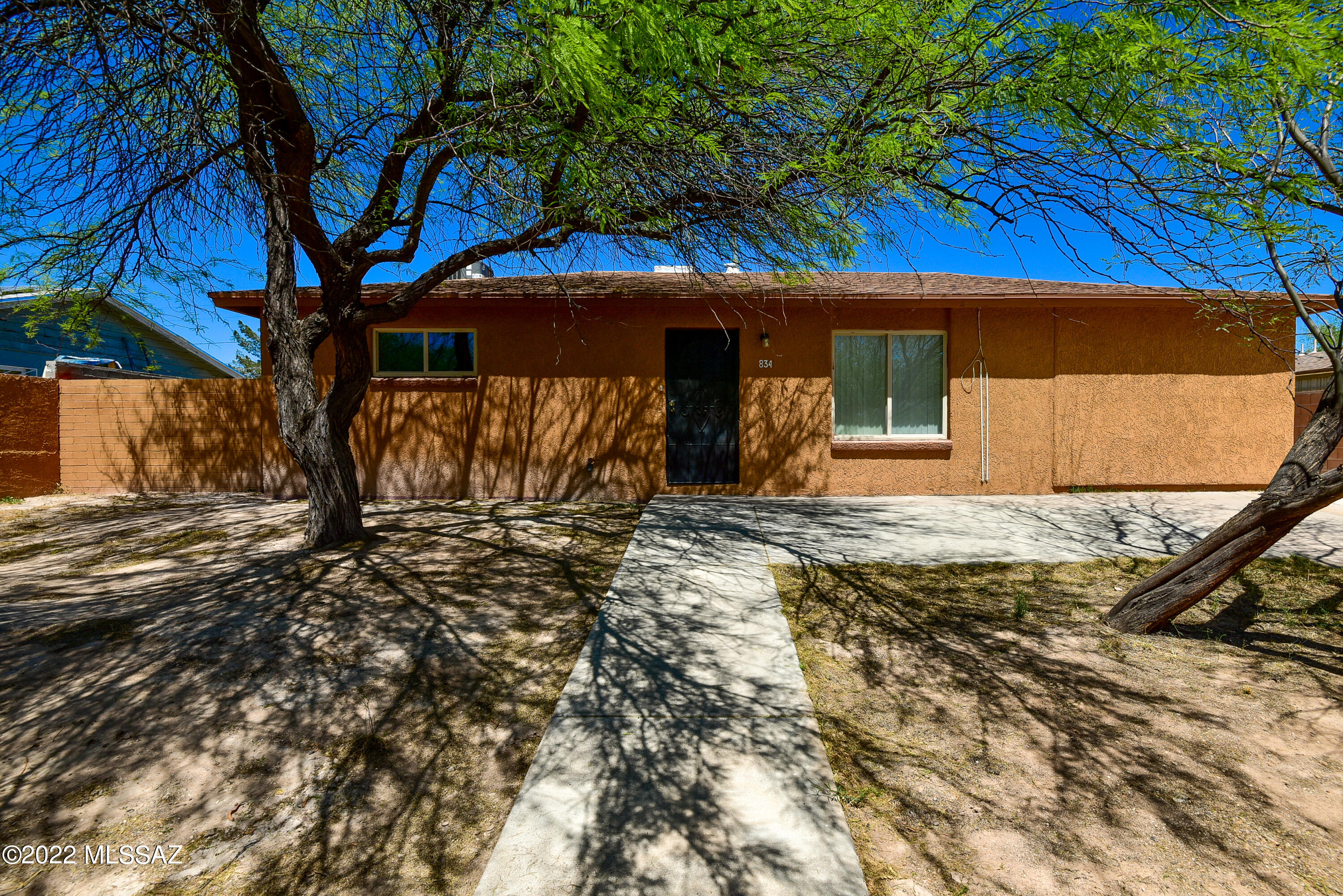 Mission Manor - Residential