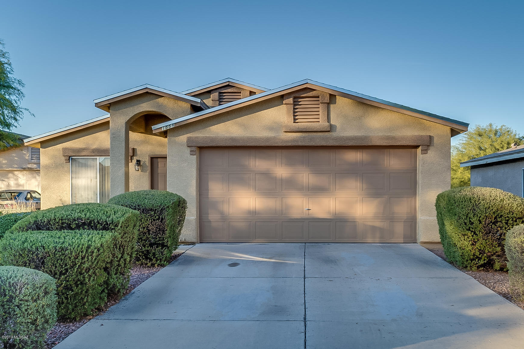 Beautiful well maintained 3 bedrooms 2 bath home. Features a covered patio with a huge backyard and an extra storage room. This is an awesome opportunity and great for first time homebuyer. This home is very clean and well taken care of.
