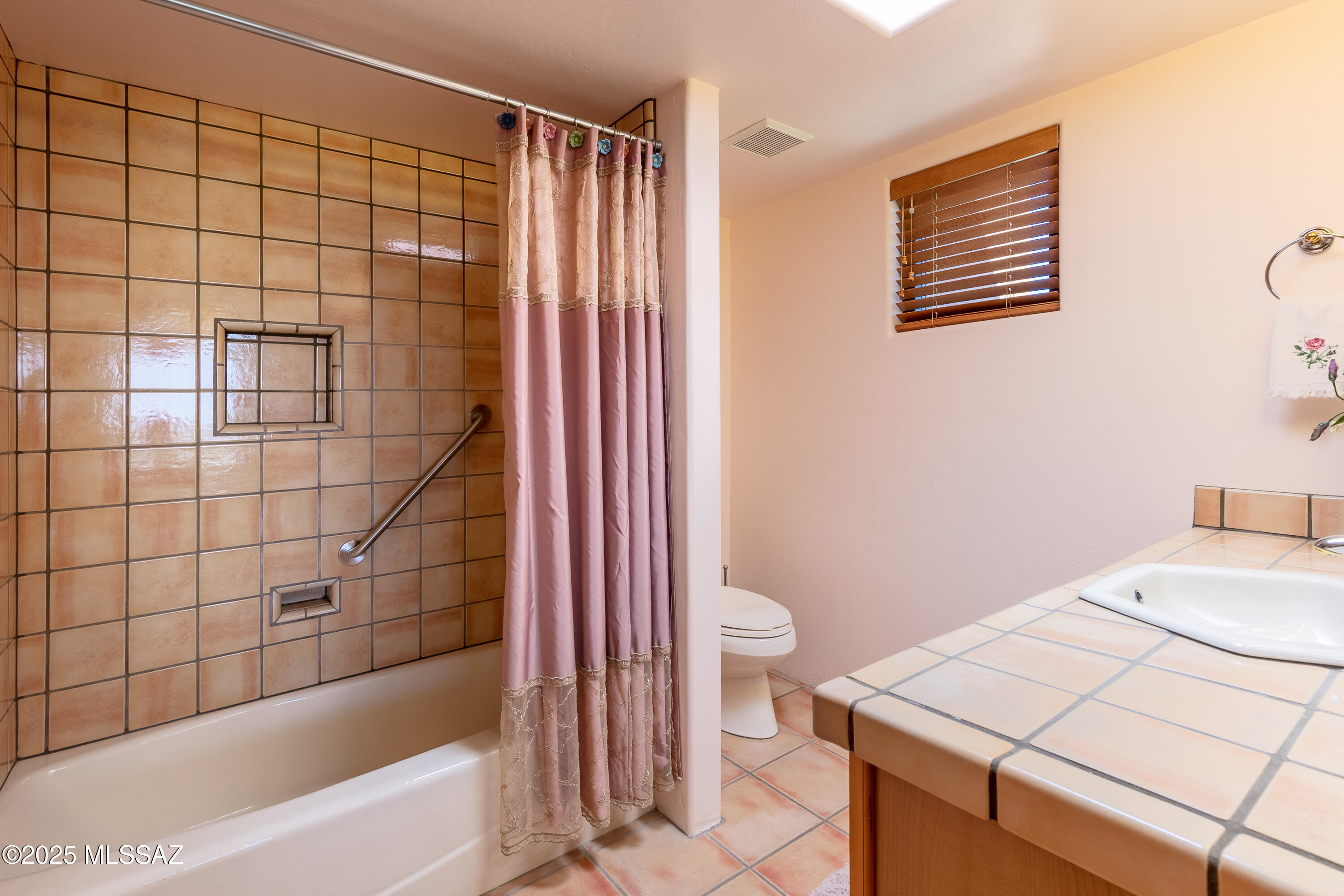 Rio Verde Vista II (74-111) - Residential