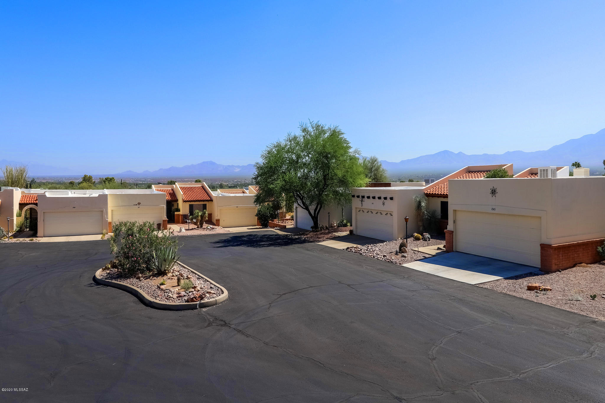 Continental Vistas(1-302) - Residential