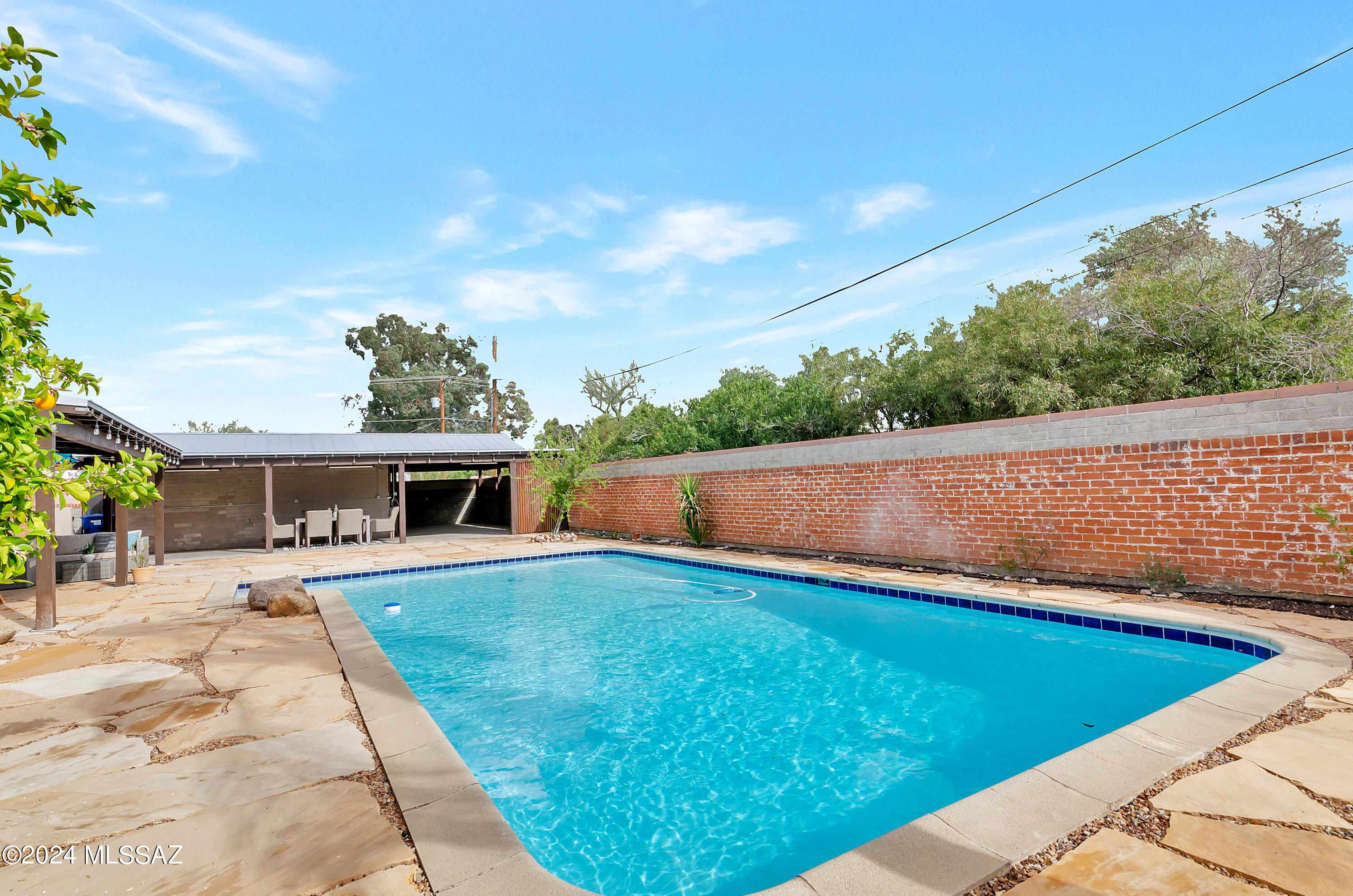 El Montevideo Estates - Residential