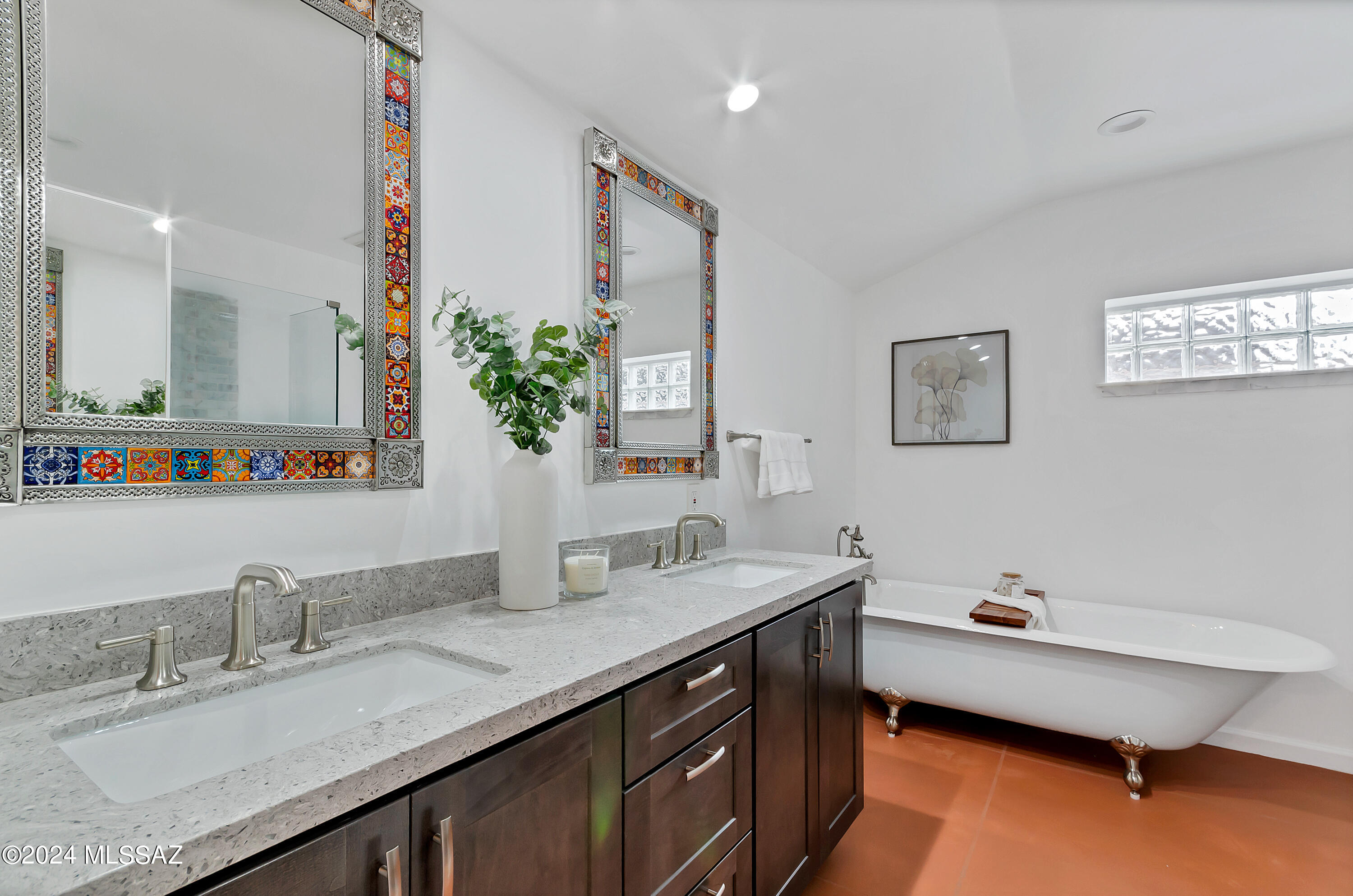 El Montevideo Estates - Residential