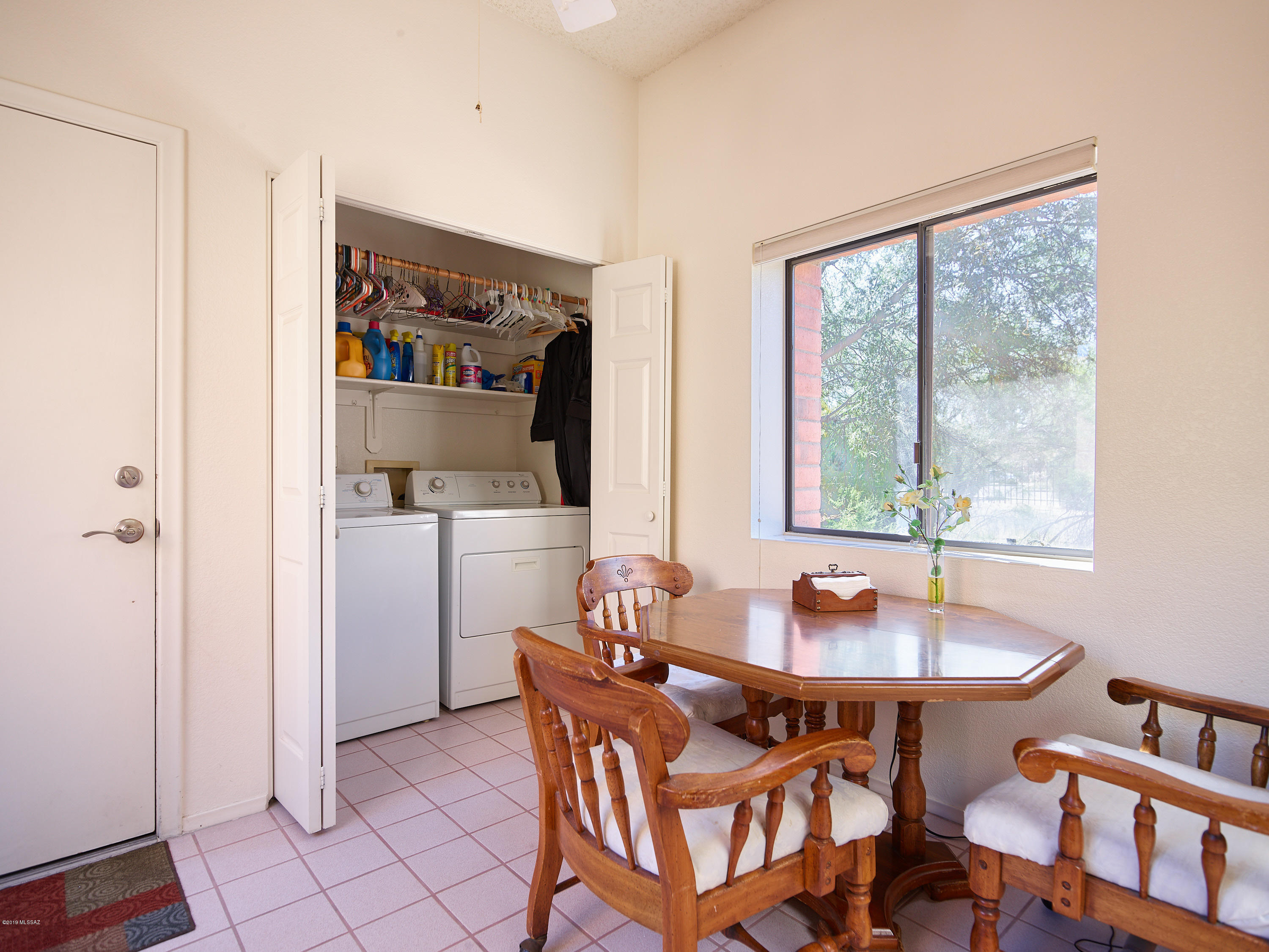 La Cholla Hills(1-313) - Residential